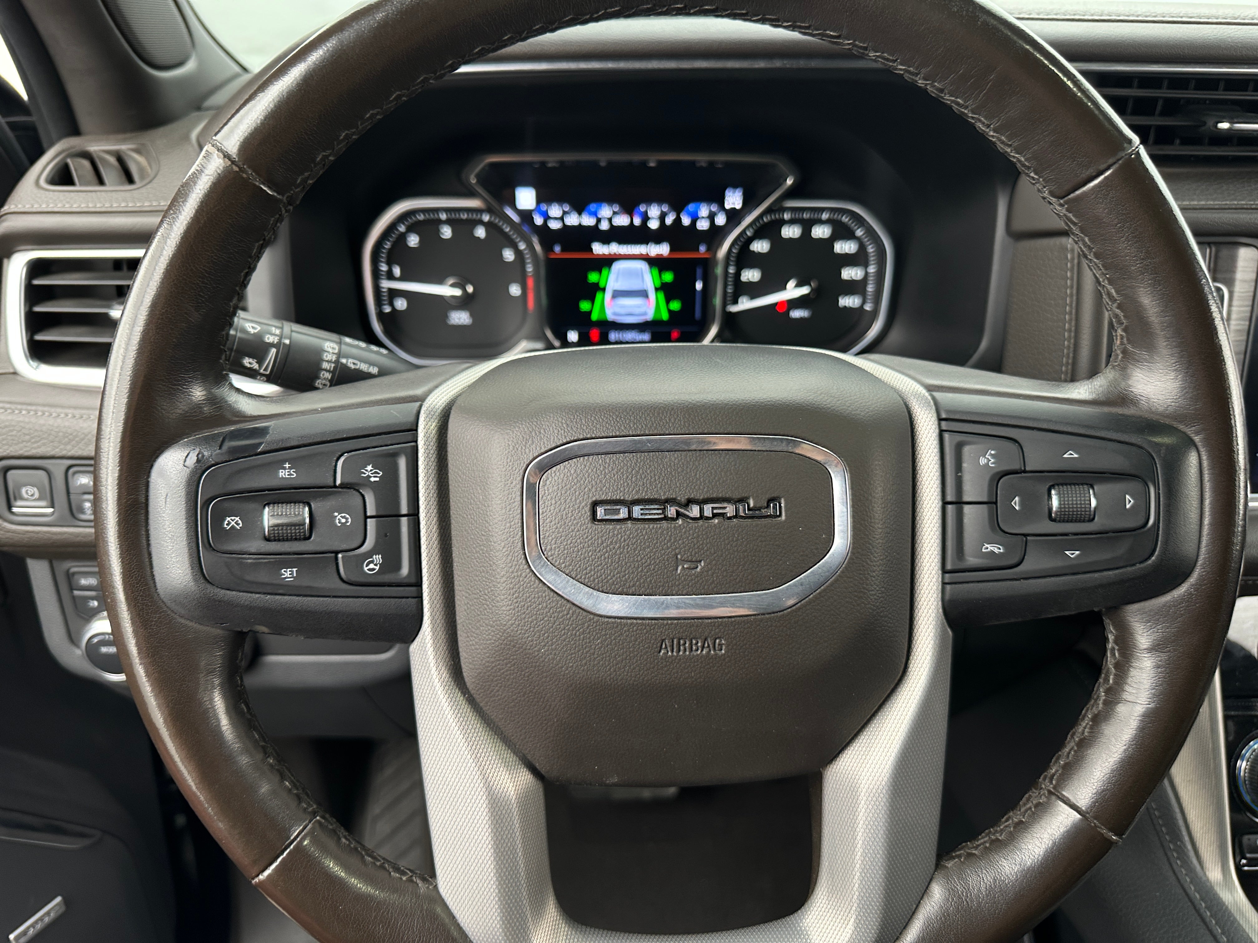 2021 GMC Yukon Denali 4