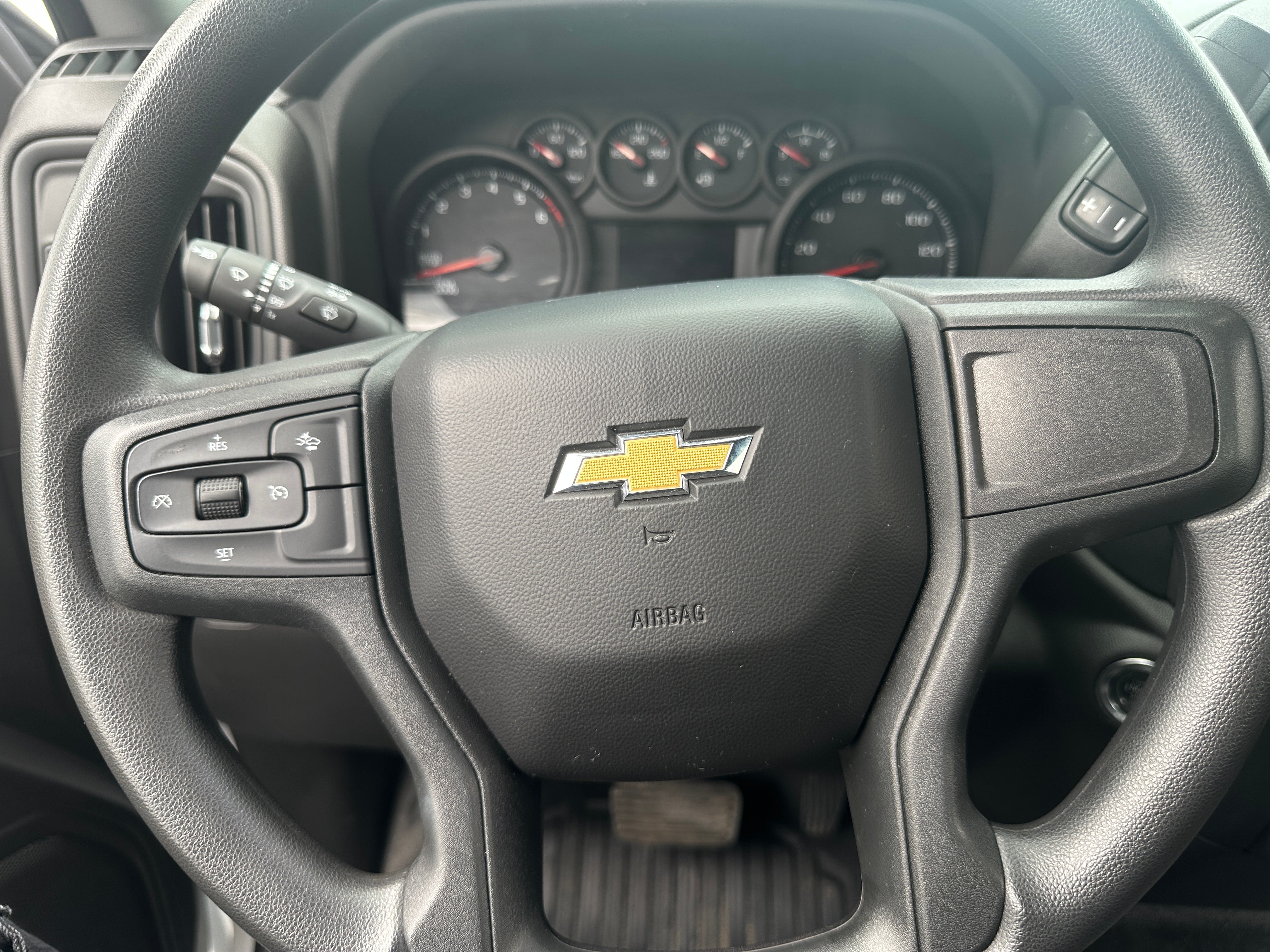 2024 Chevrolet Silverado 1500 Work Truck 5
