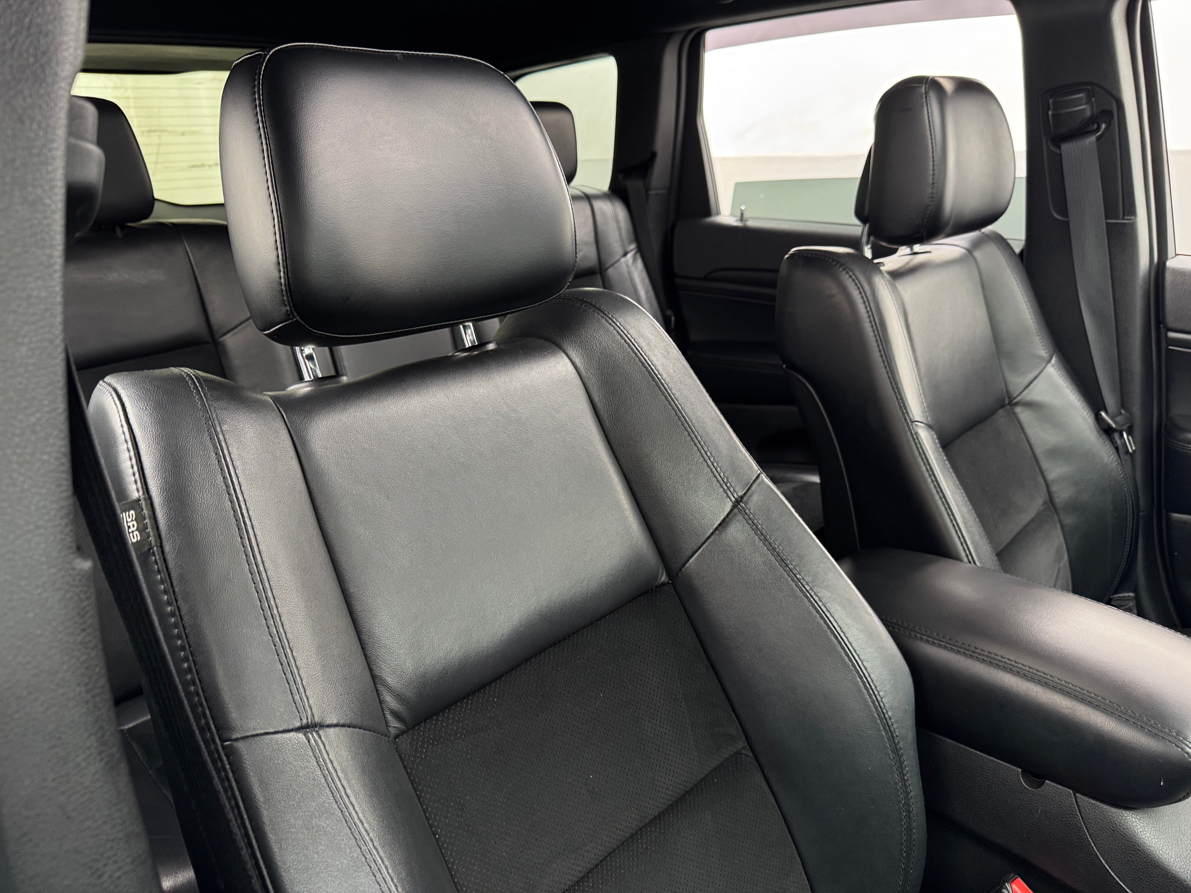 2015 Jeep Grand Cherokee Altitude 2