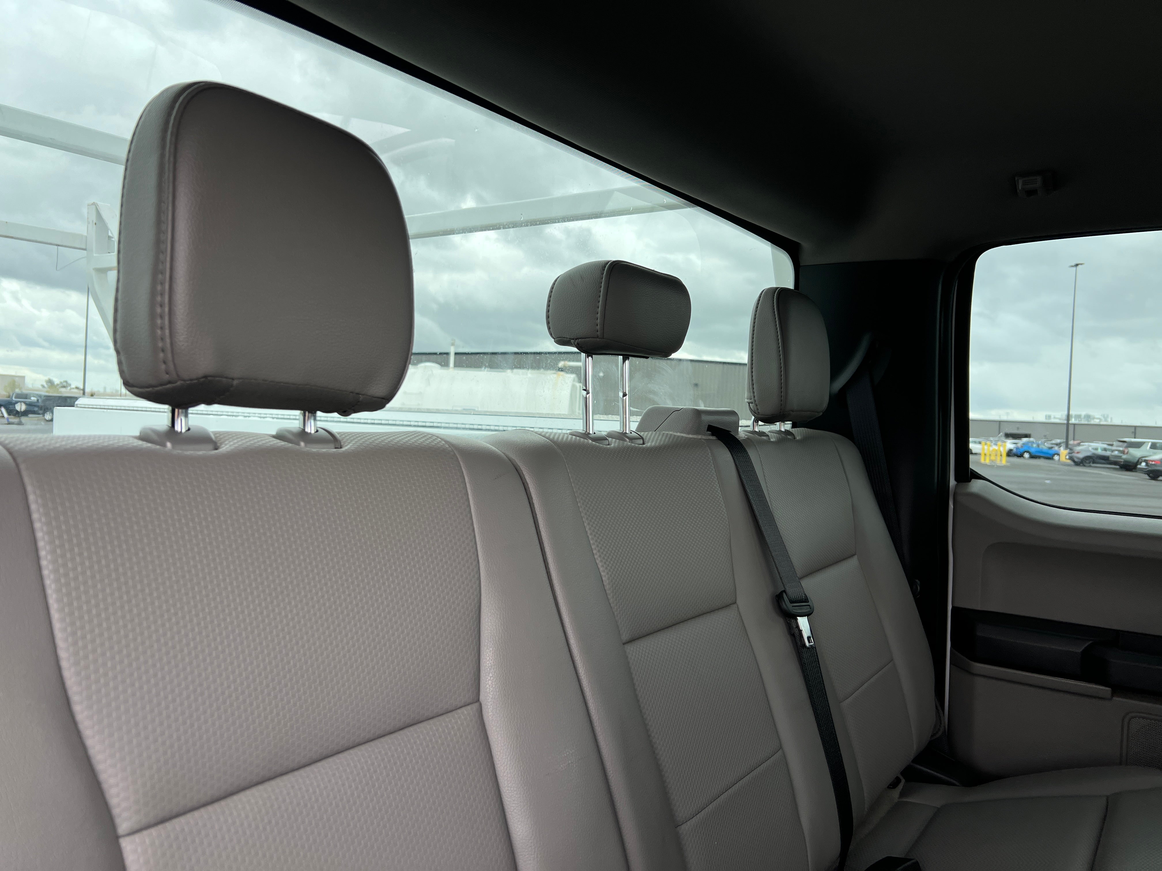 2021 Ford Econoline E-250 6