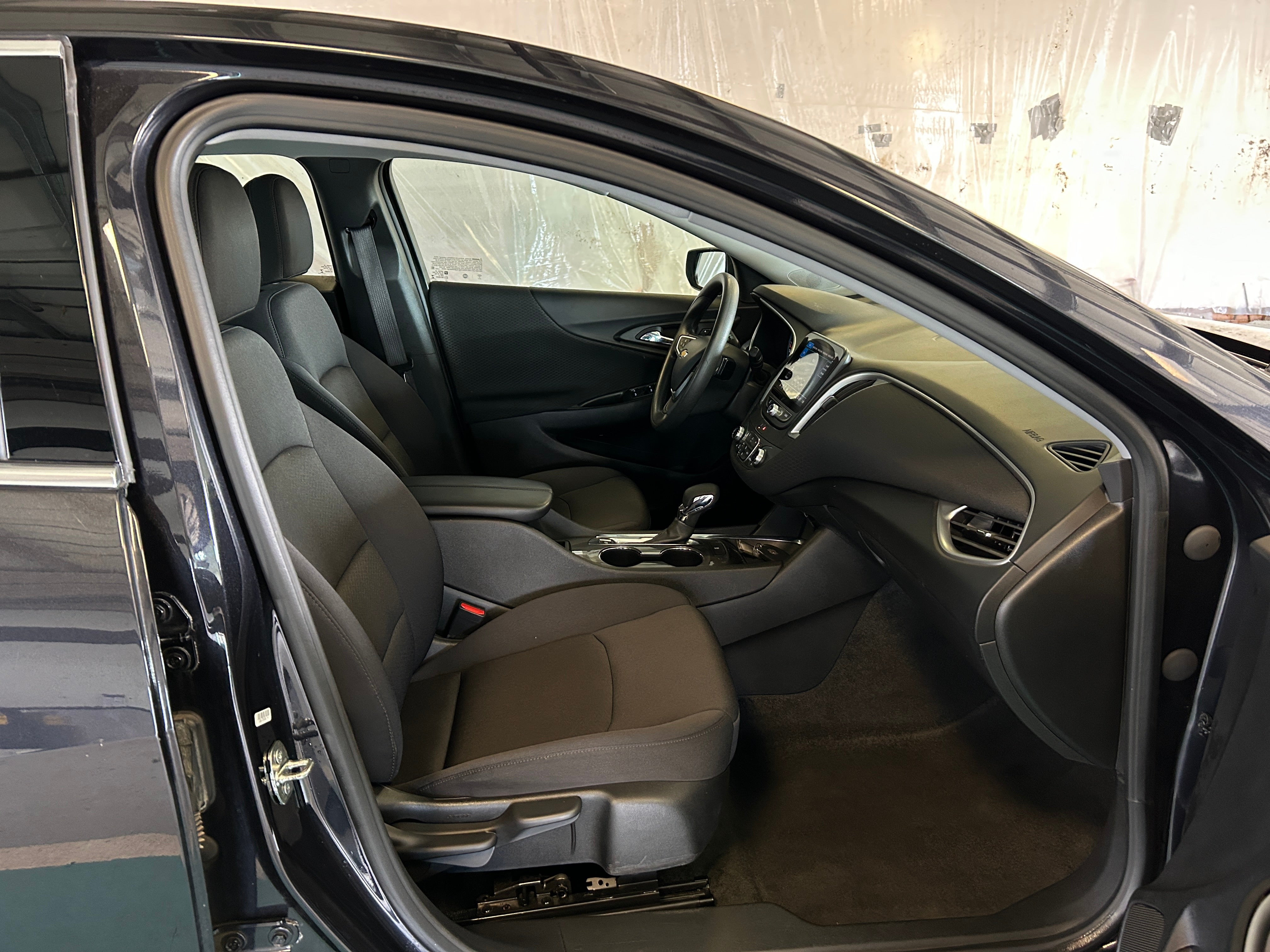 2023 Chevrolet Malibu LT 2