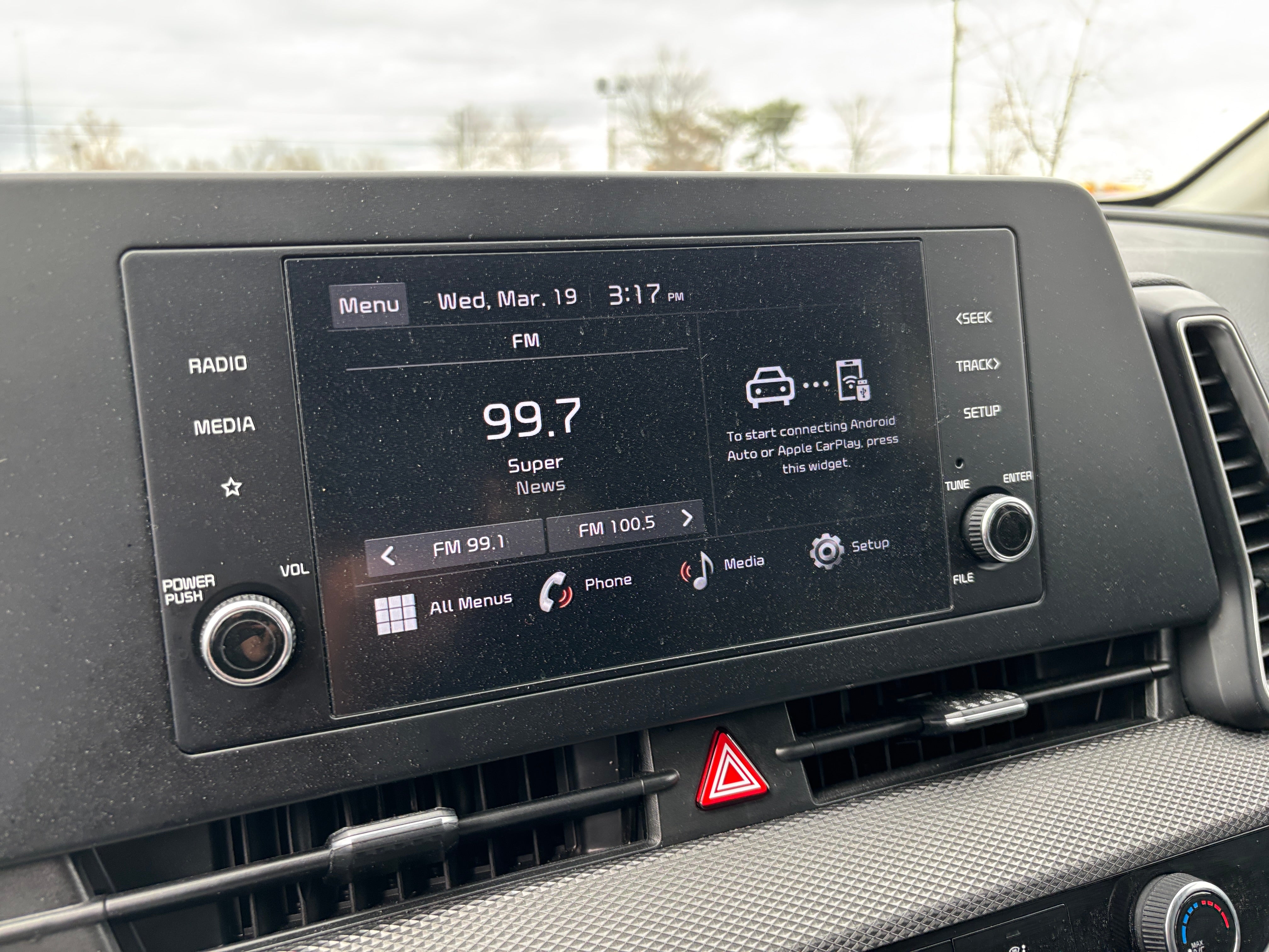 2024 Kia Sportage LX 4