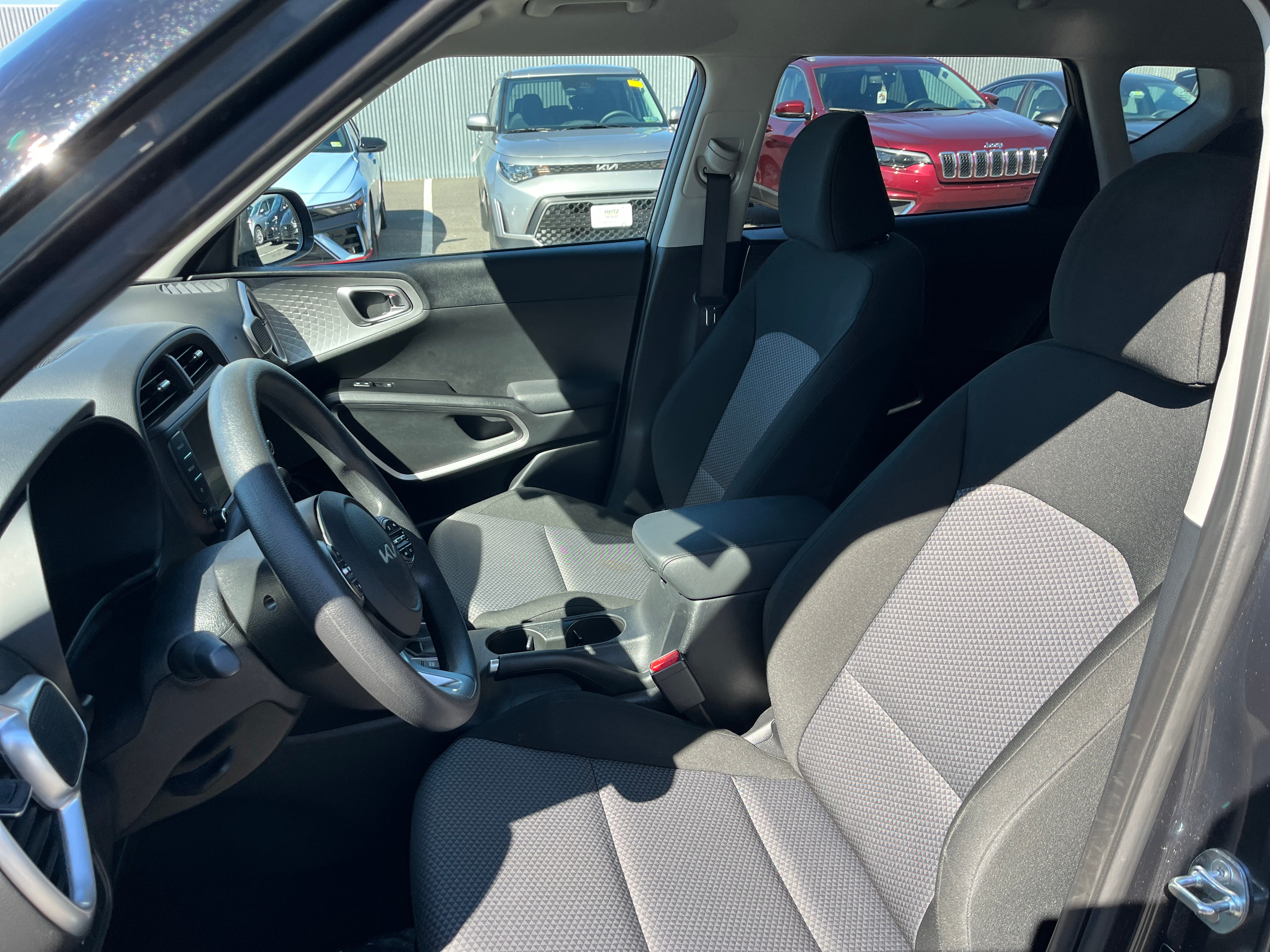 2024 Kia Soul LX 2