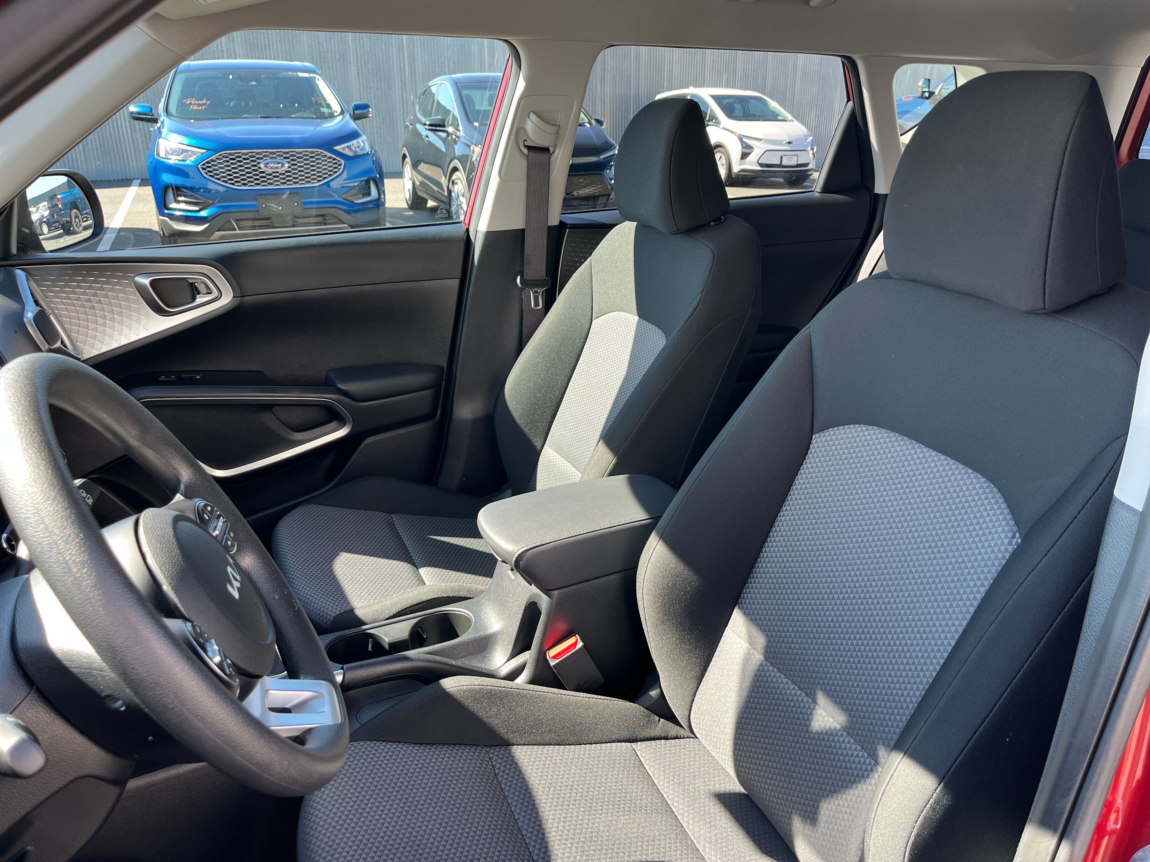 2024 Kia Soul LX 2