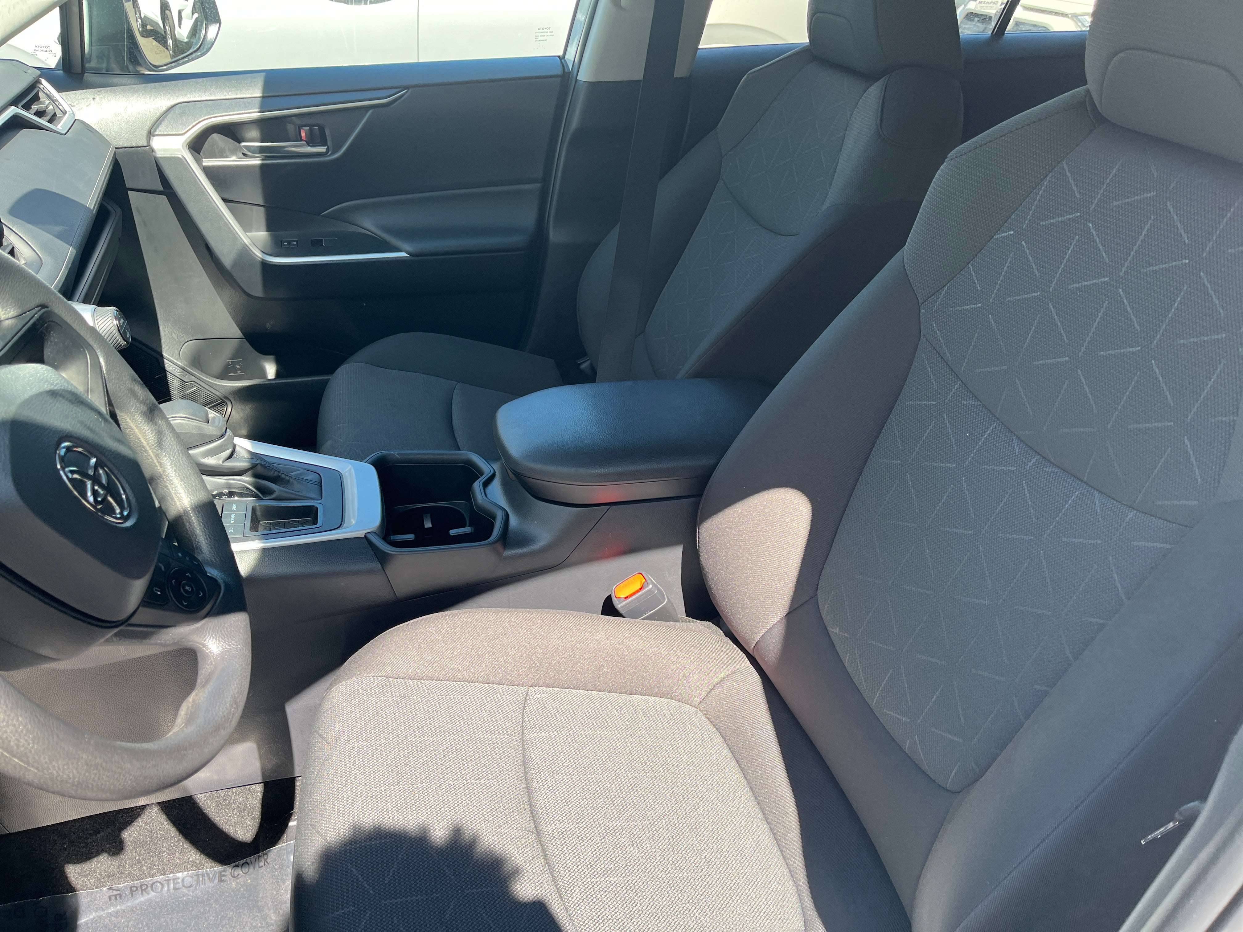 2024 Toyota RAV4 XLE 2