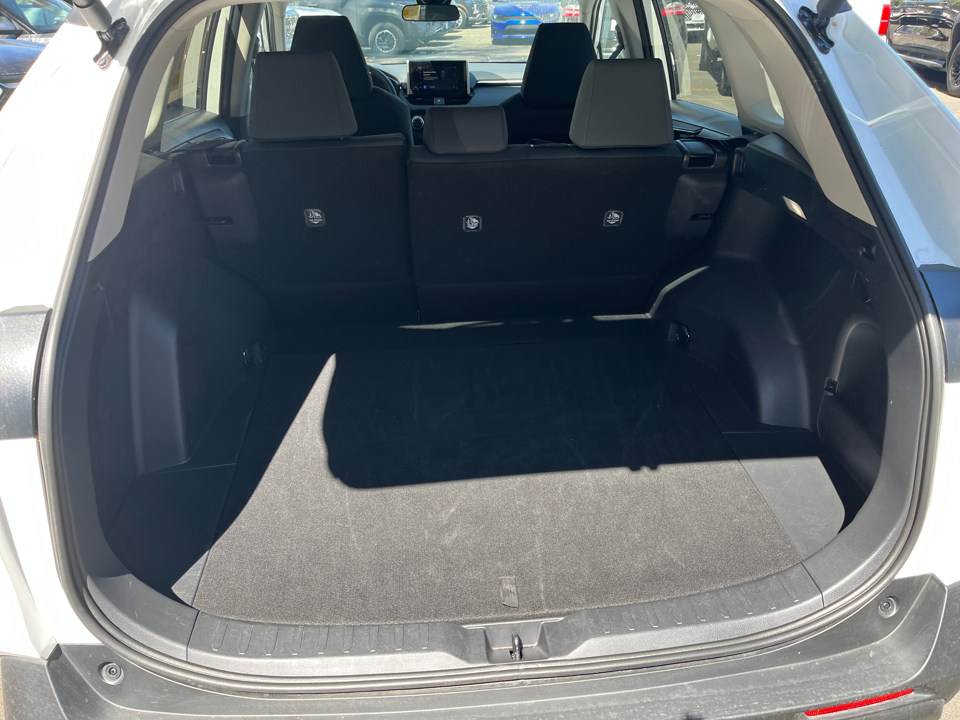 2024 Toyota RAV4 XLE 6