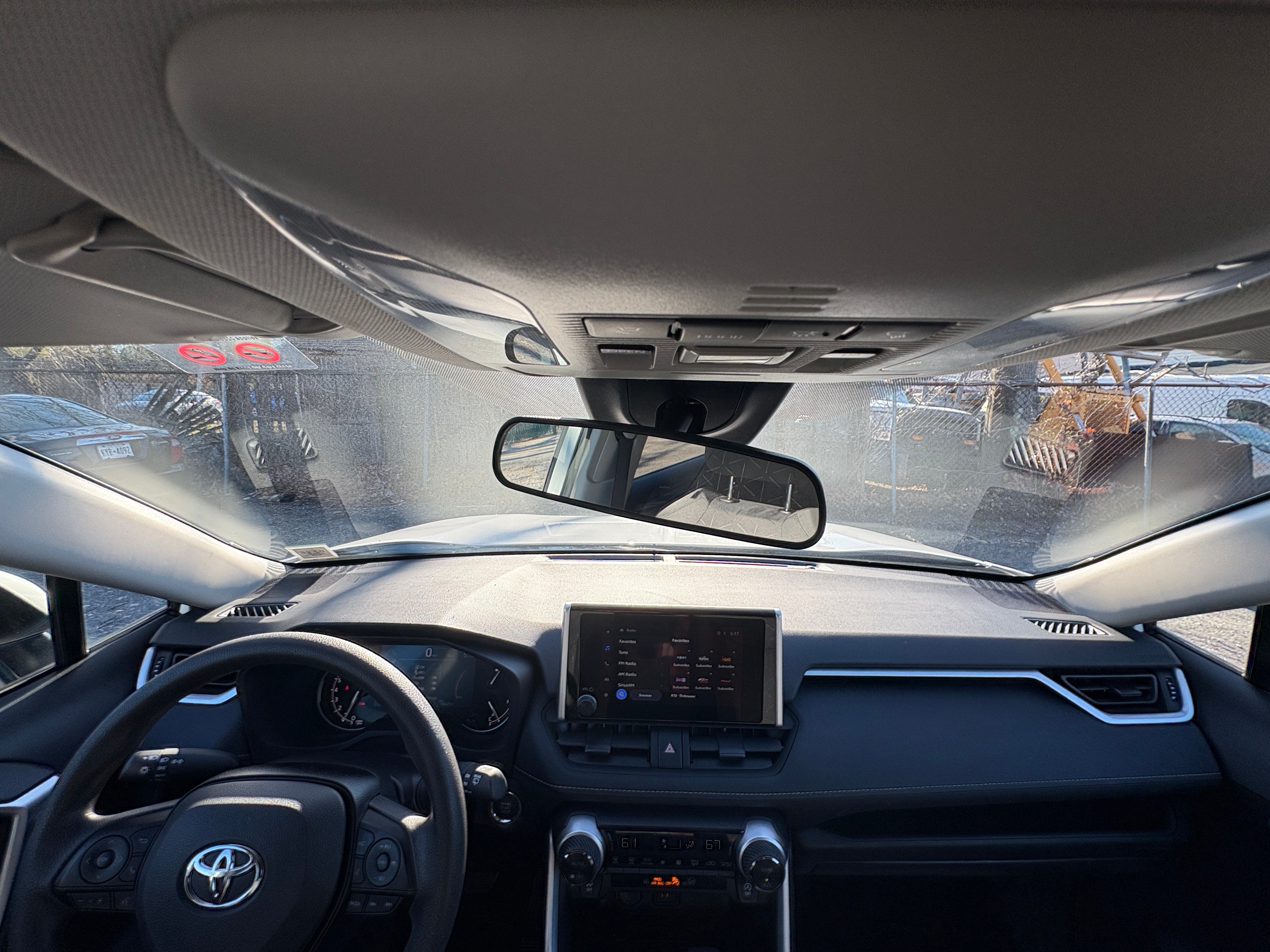 2024 Toyota RAV4 XLE 3