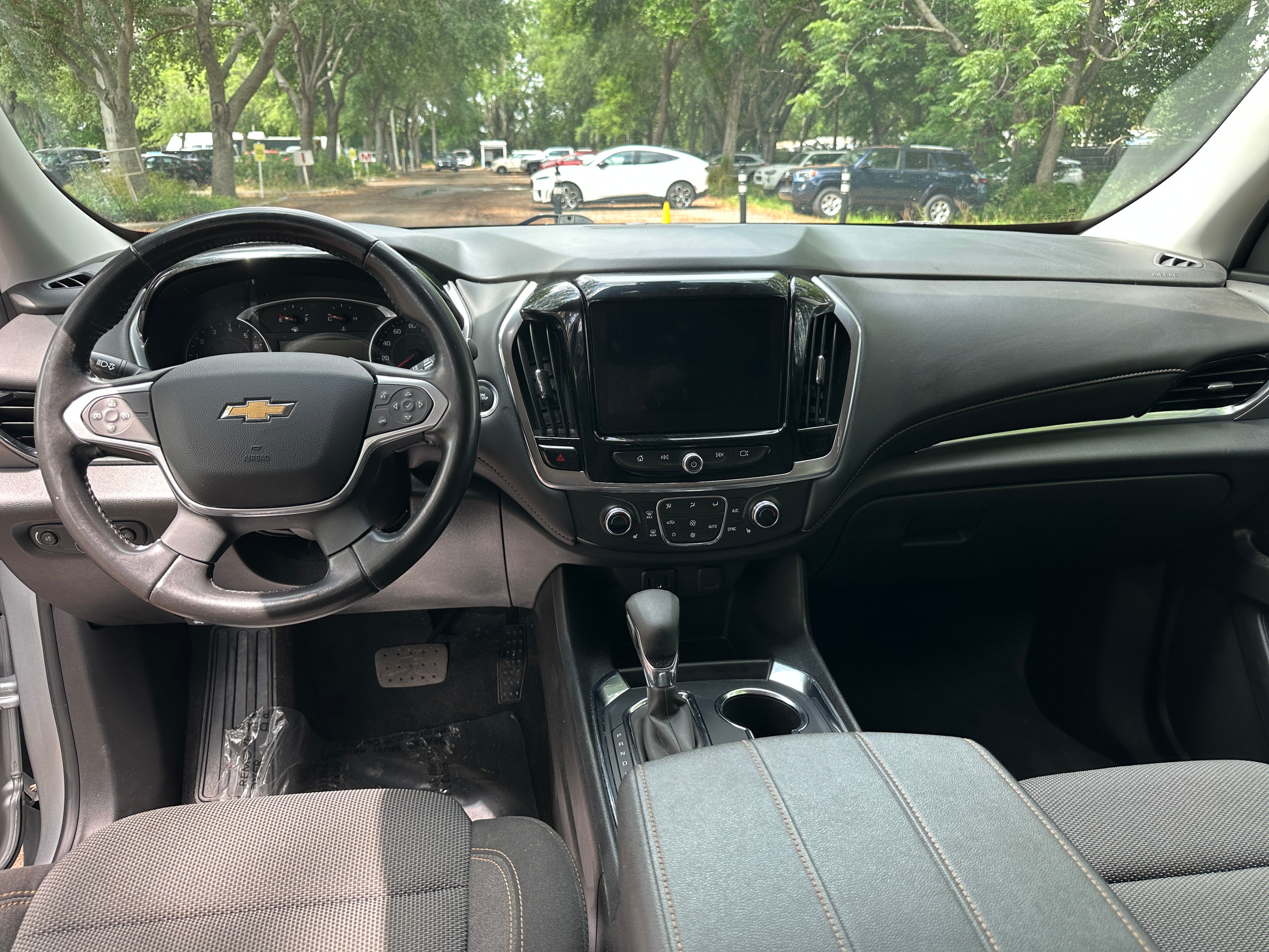 2021 Chevrolet Traverse LT 3