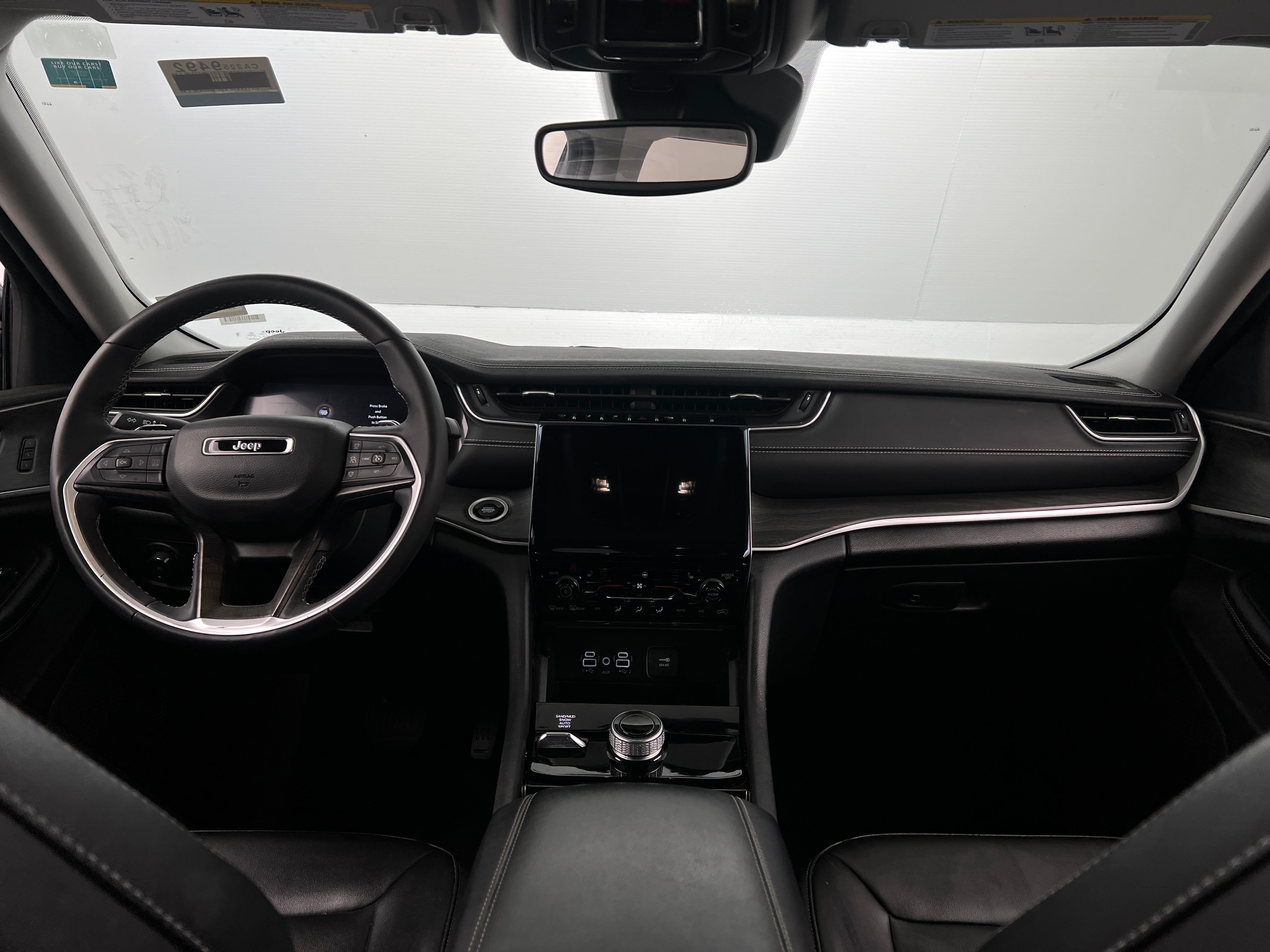 2023 Jeep Grand Cherokee L Limited Edition 2