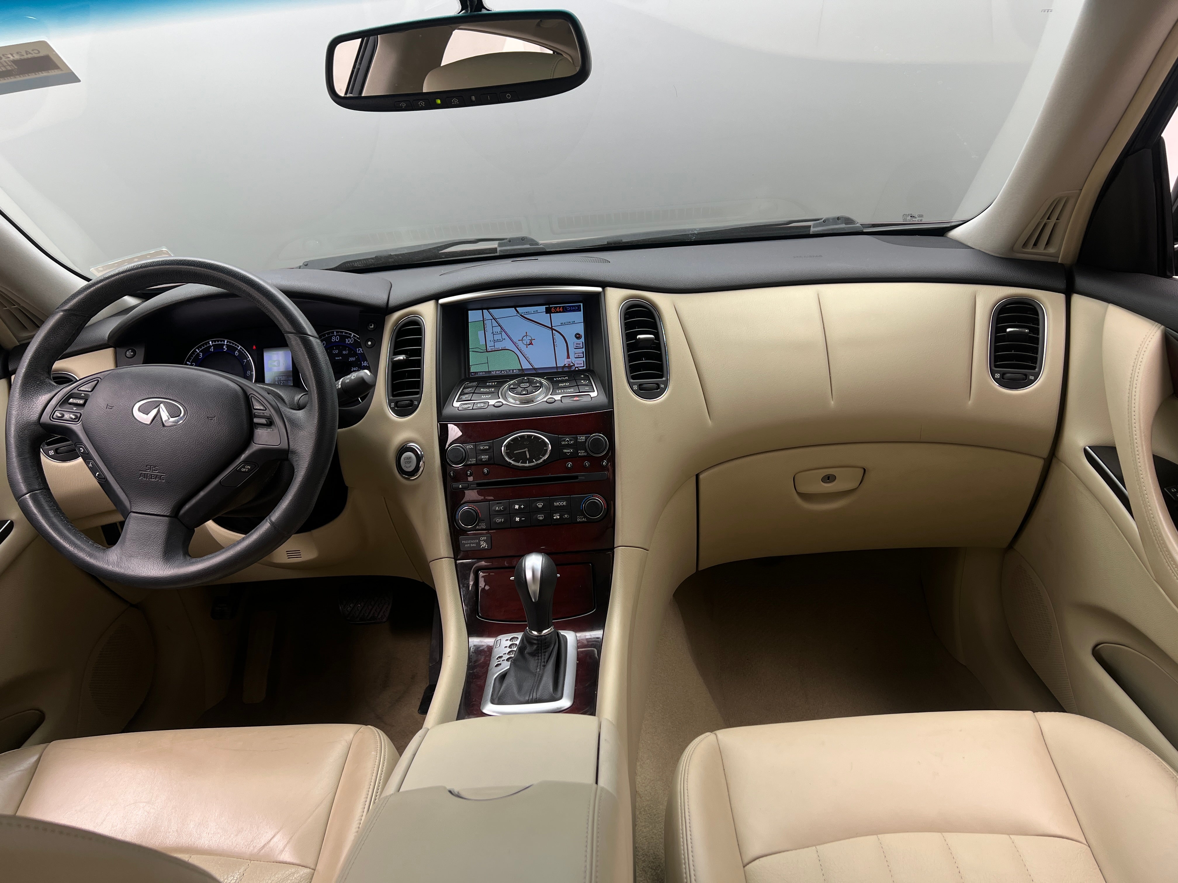 2016 INFINITI QX50 Base 2