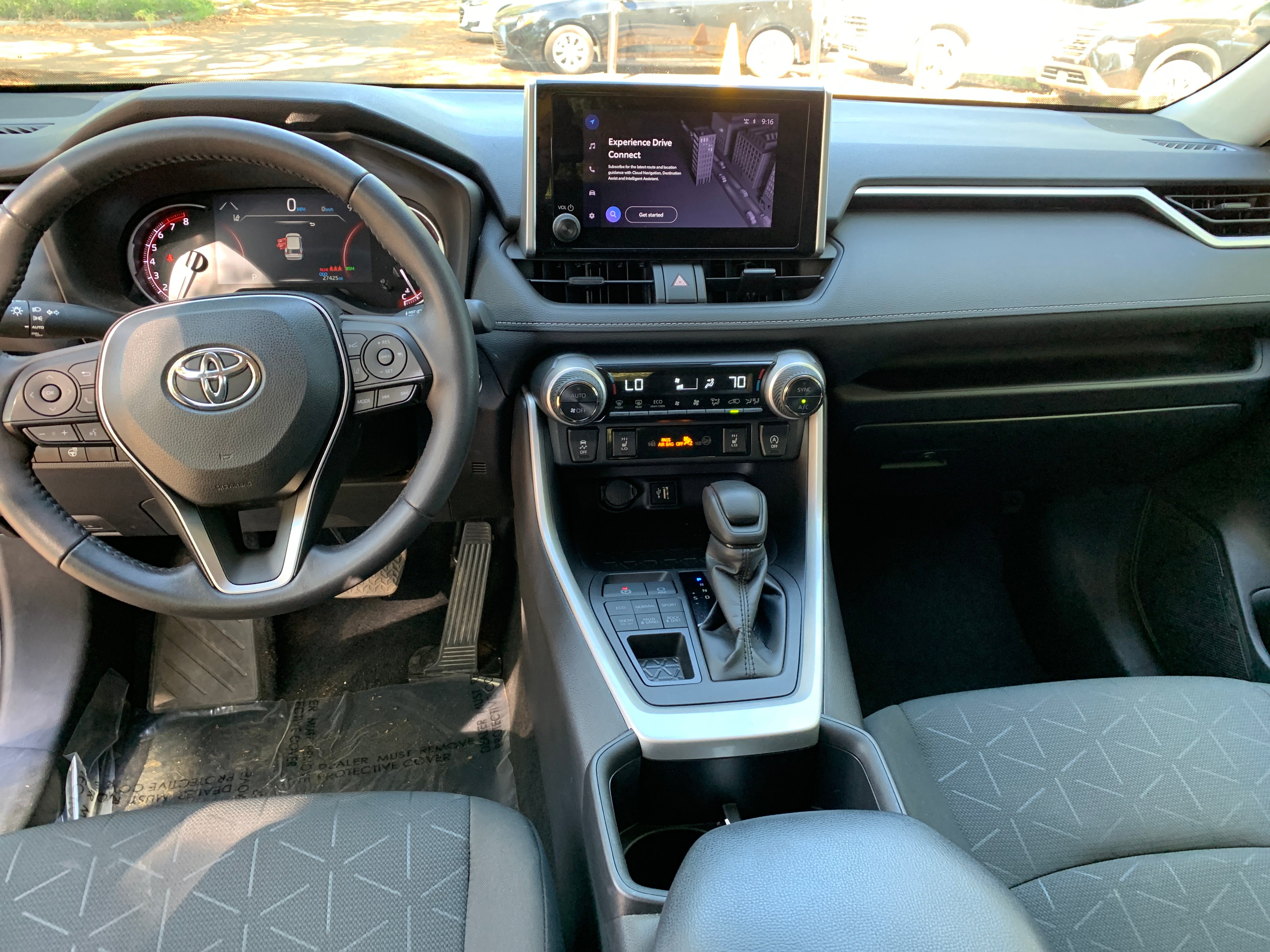 2024 Toyota RAV4 XLE 3