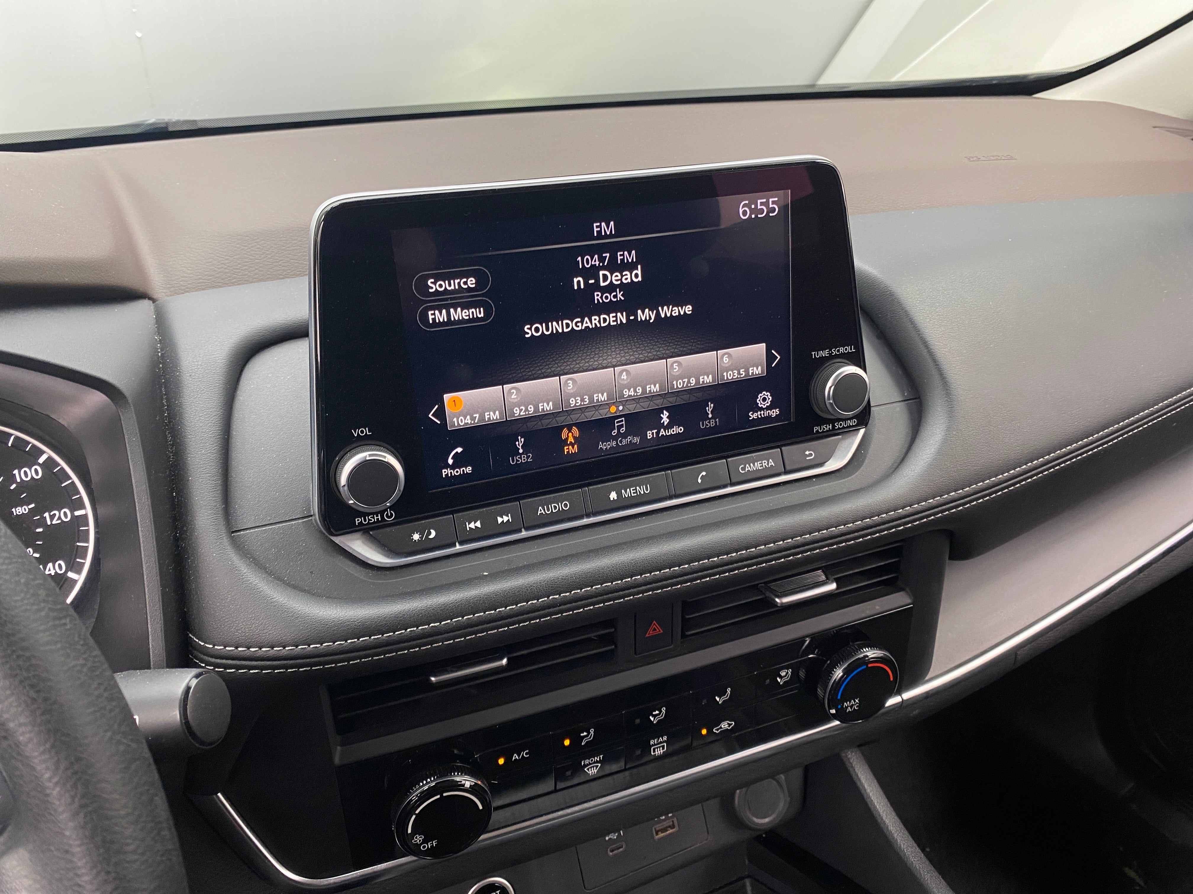 2023 Nissan Rogue S 4