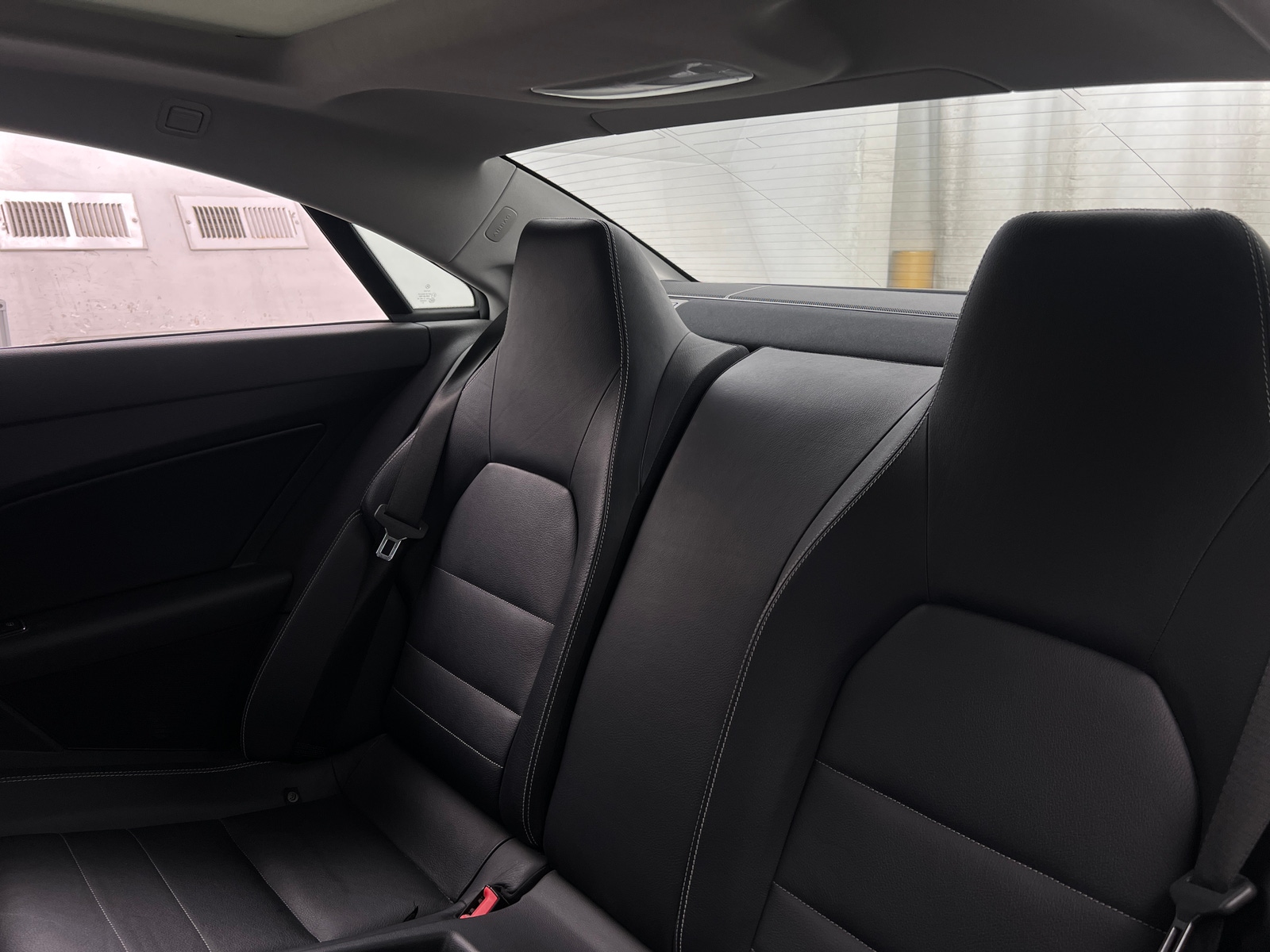 Thumbnail: 2010 Mercedes-Benz E-Class - 4