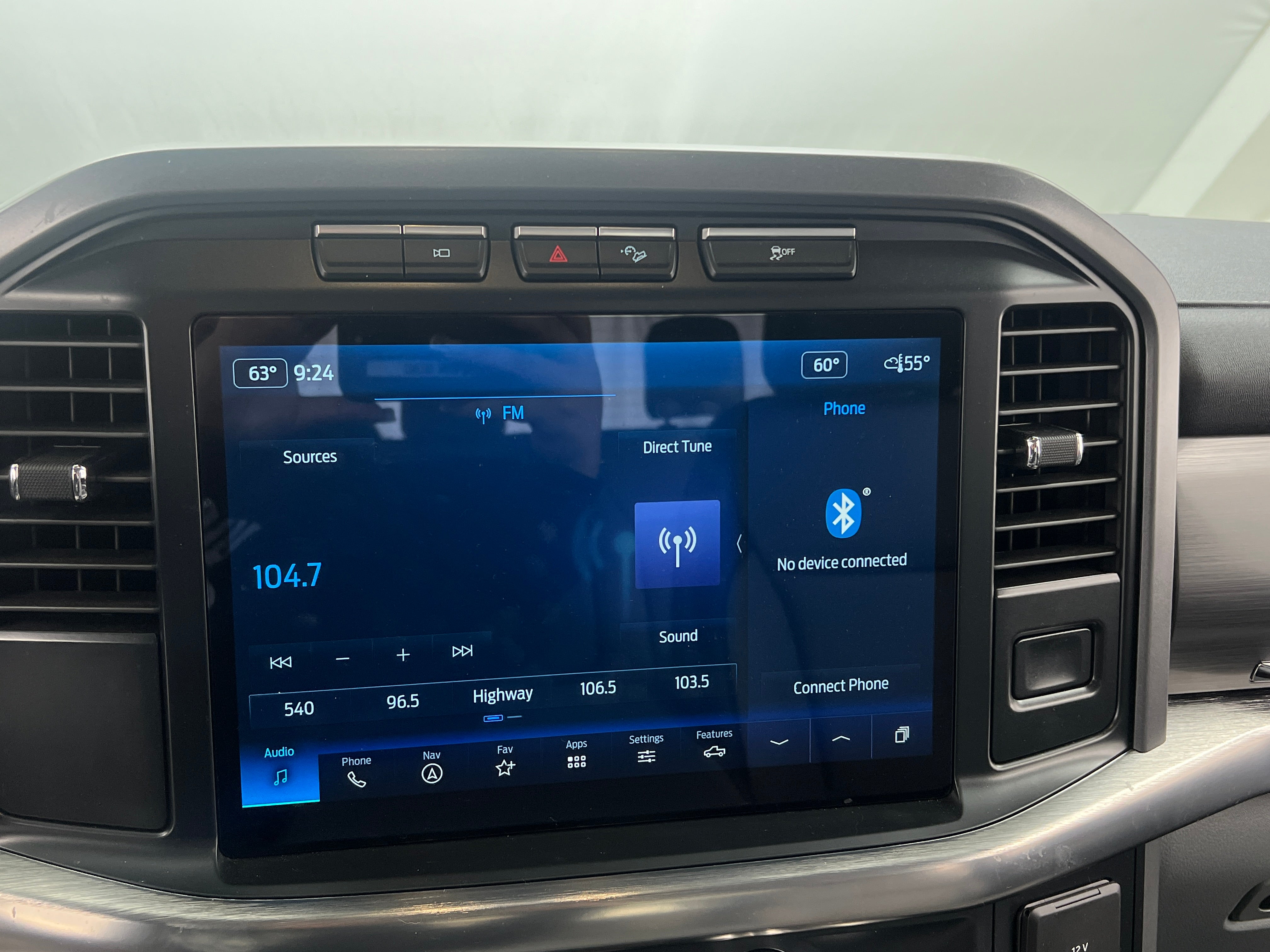 2022 Ford Econoline E-150 3