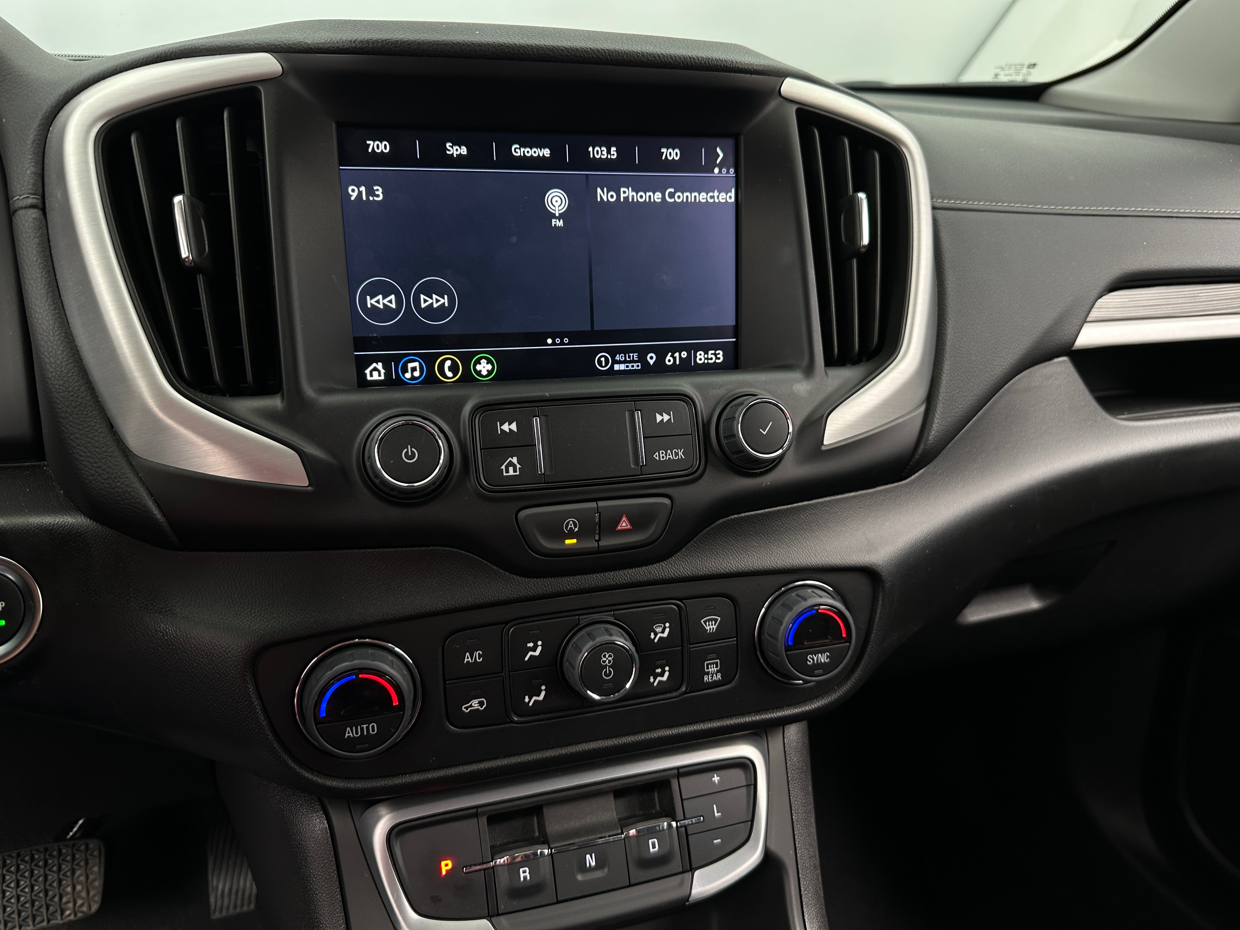 2024 GMC Terrain SLT 3