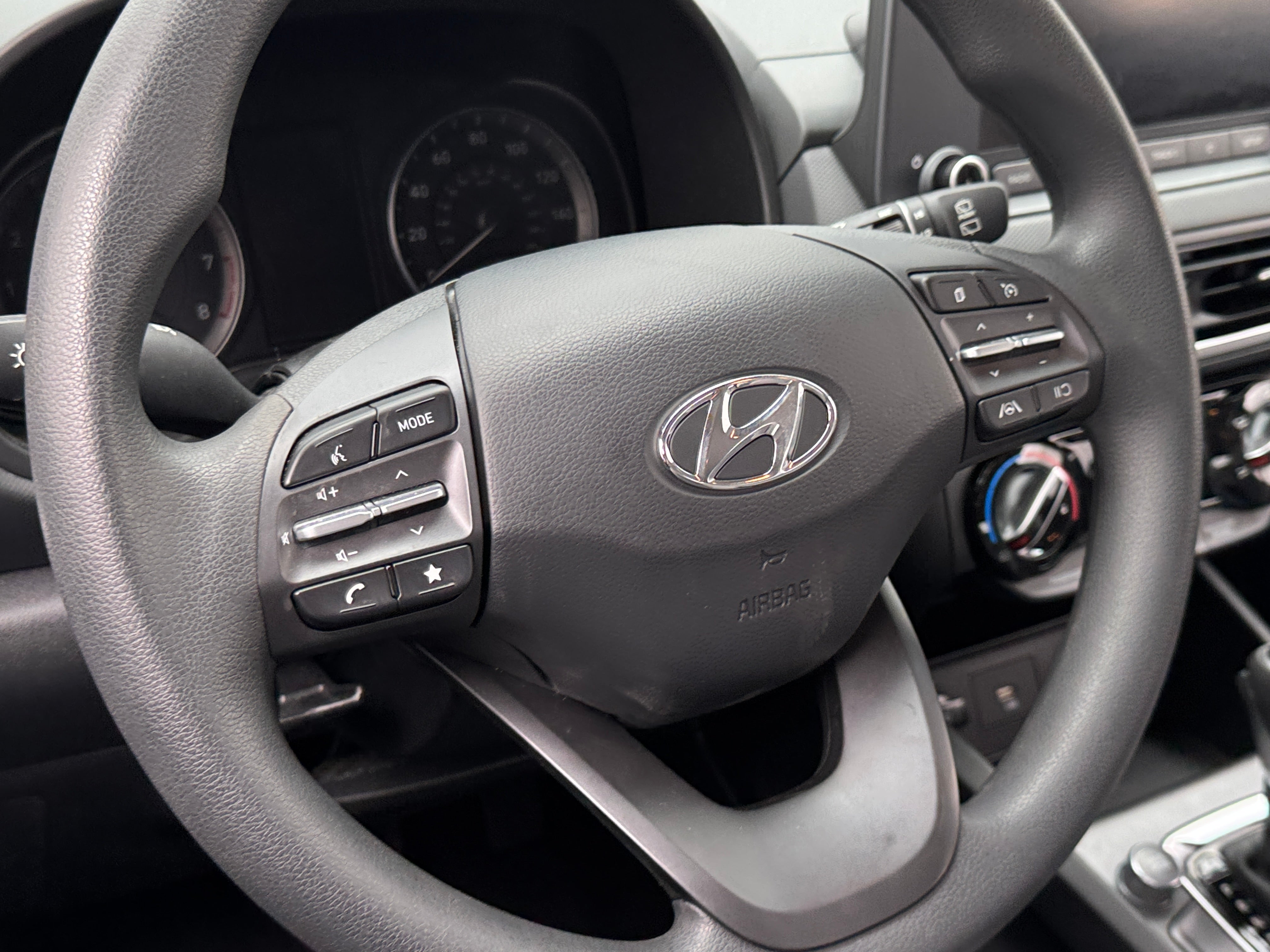 2023 Hyundai Kona SE 5