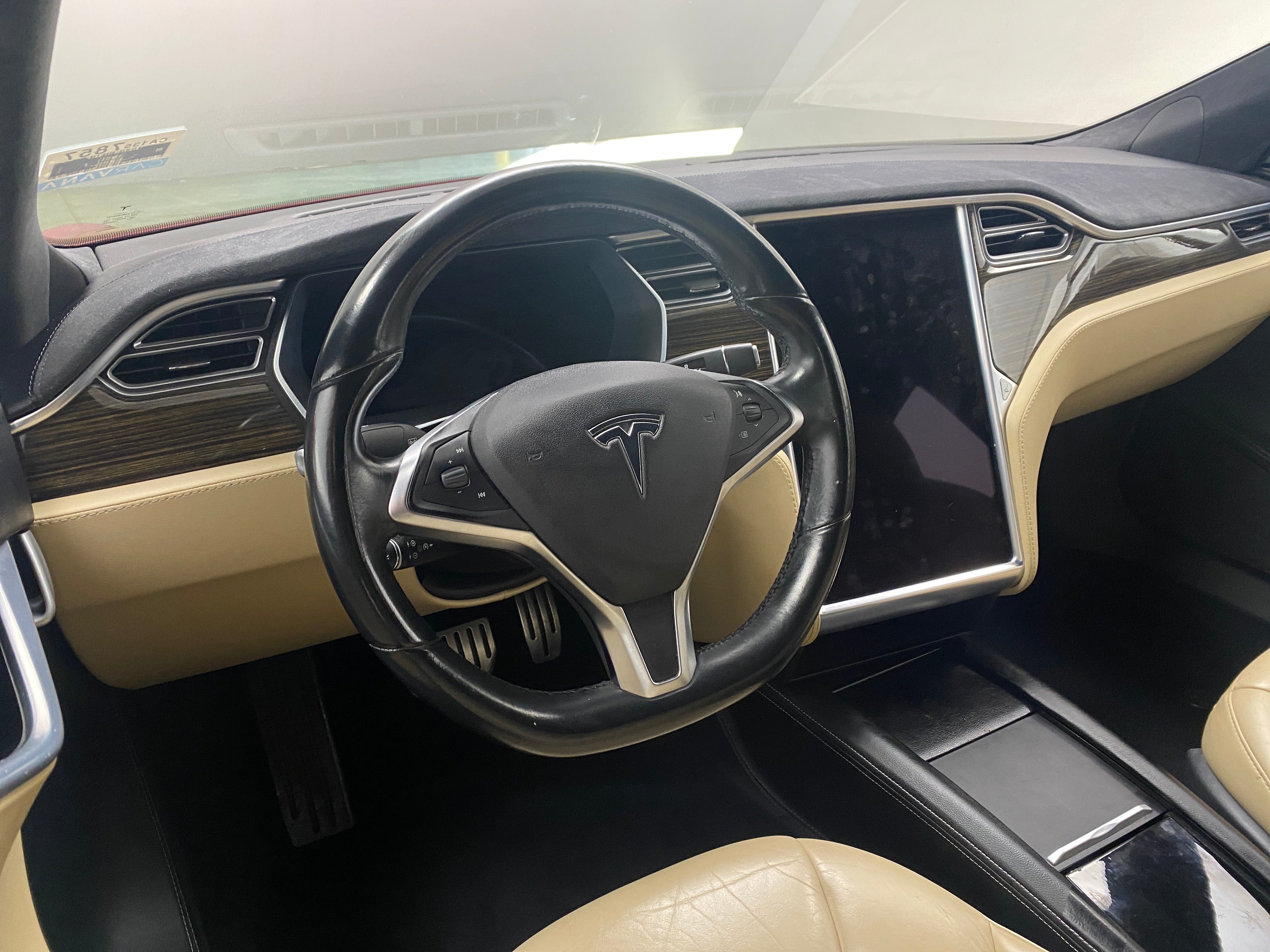 Used 2015 Tesla Model S P85D with VIN 5YJSA1H41FF084441 for sale in Oak Creek, WI
