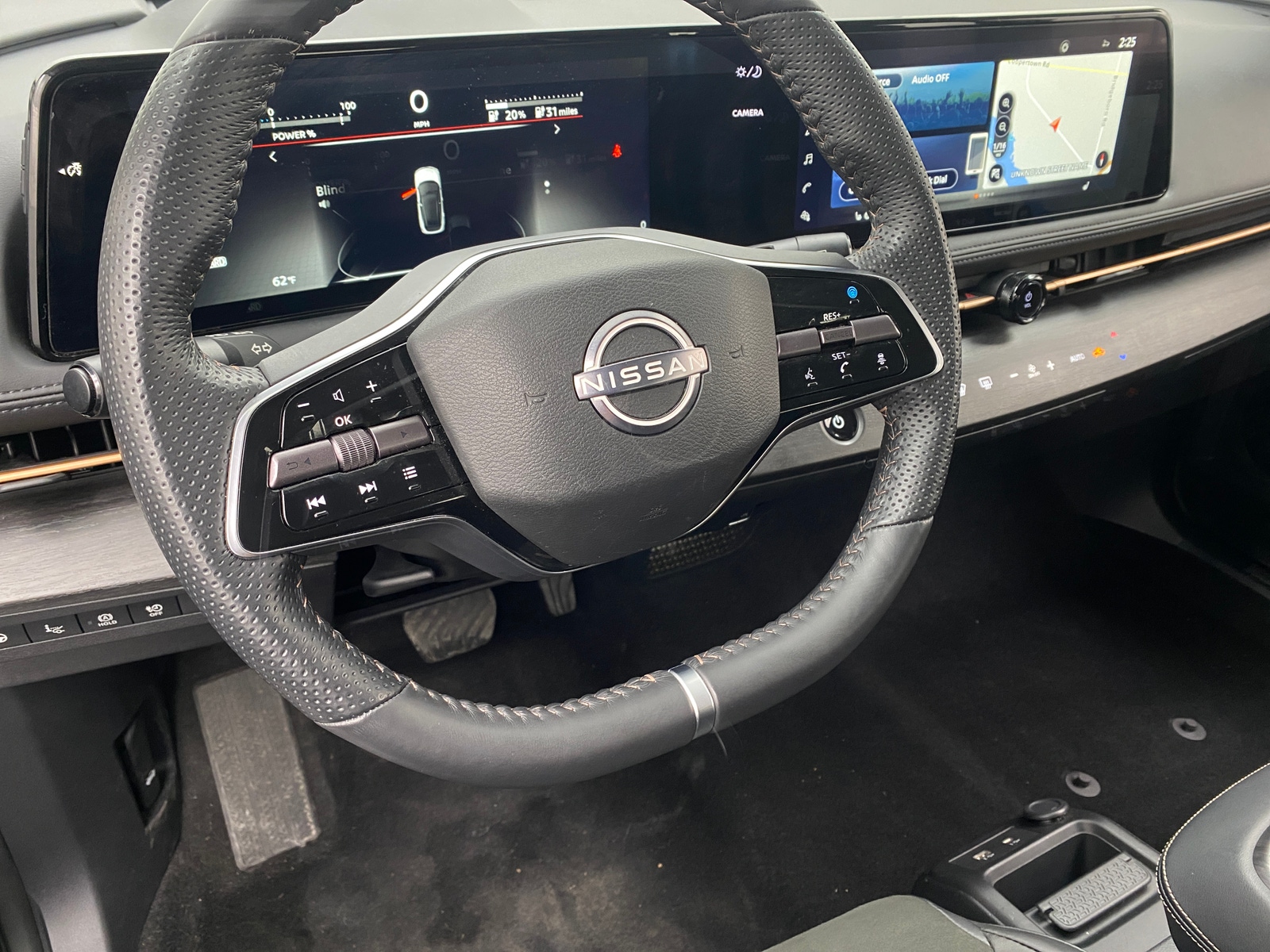 Thumbnail: 2024 Nissan Ariya - 3