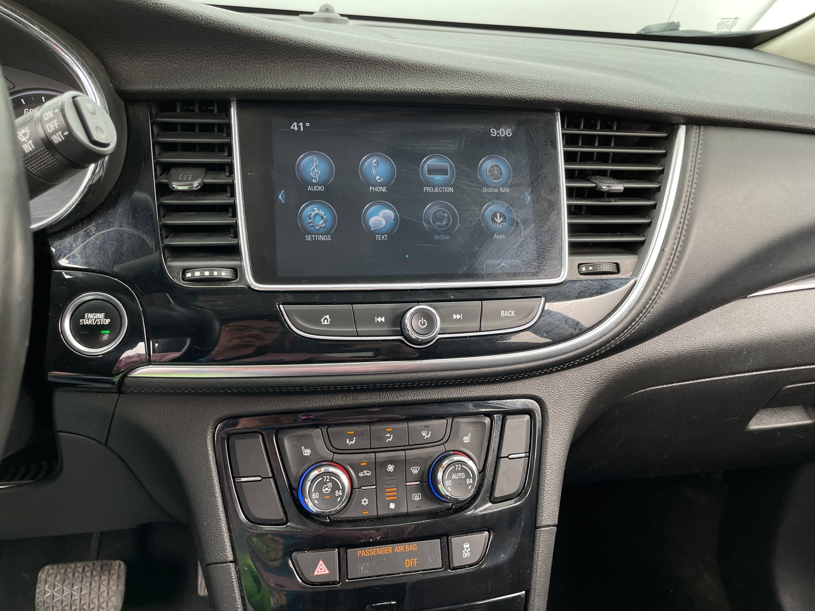 Thumbnail: 2018 Buick Encore - 4