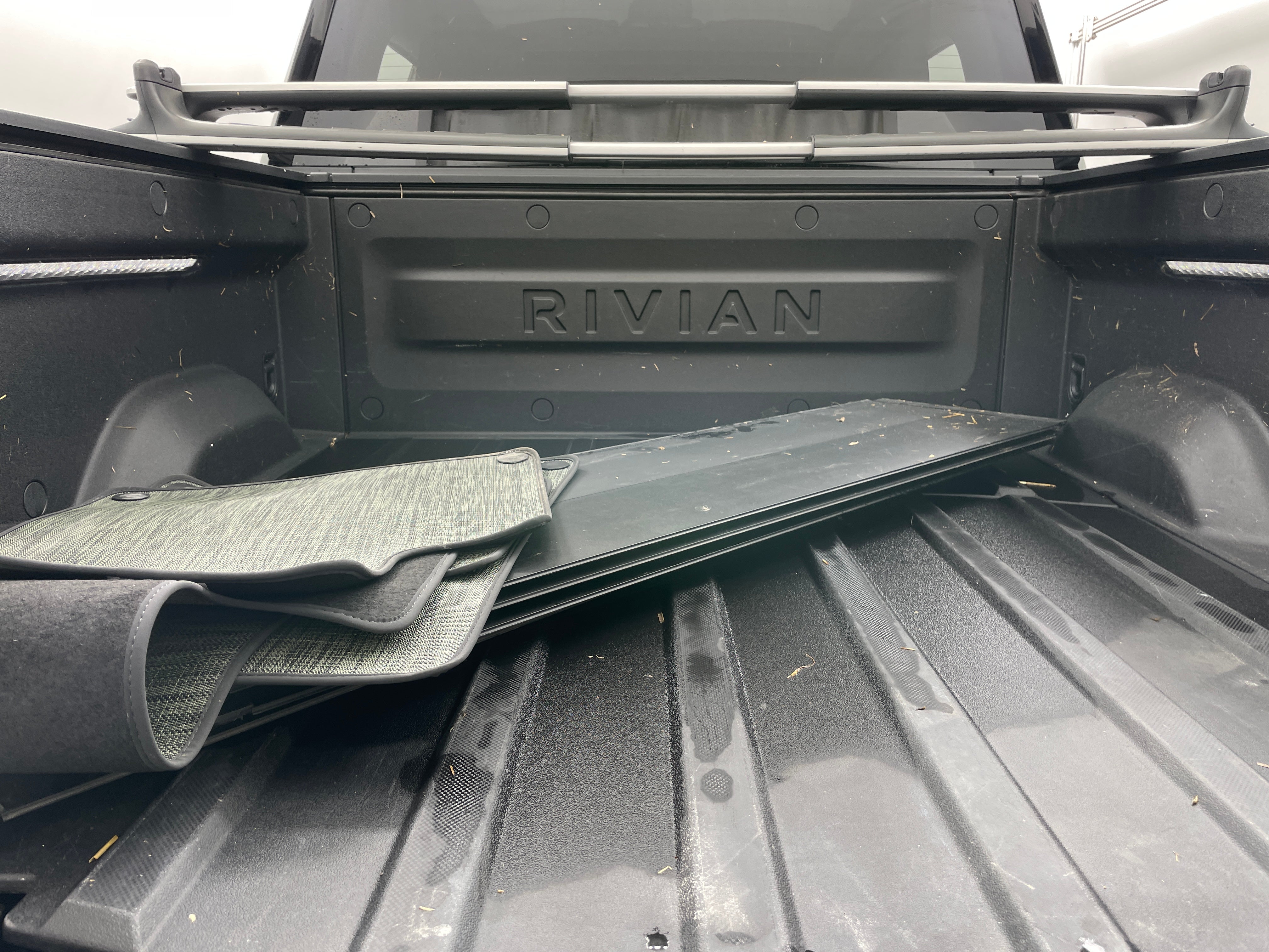 2022 Rivian R1T Adventure 6