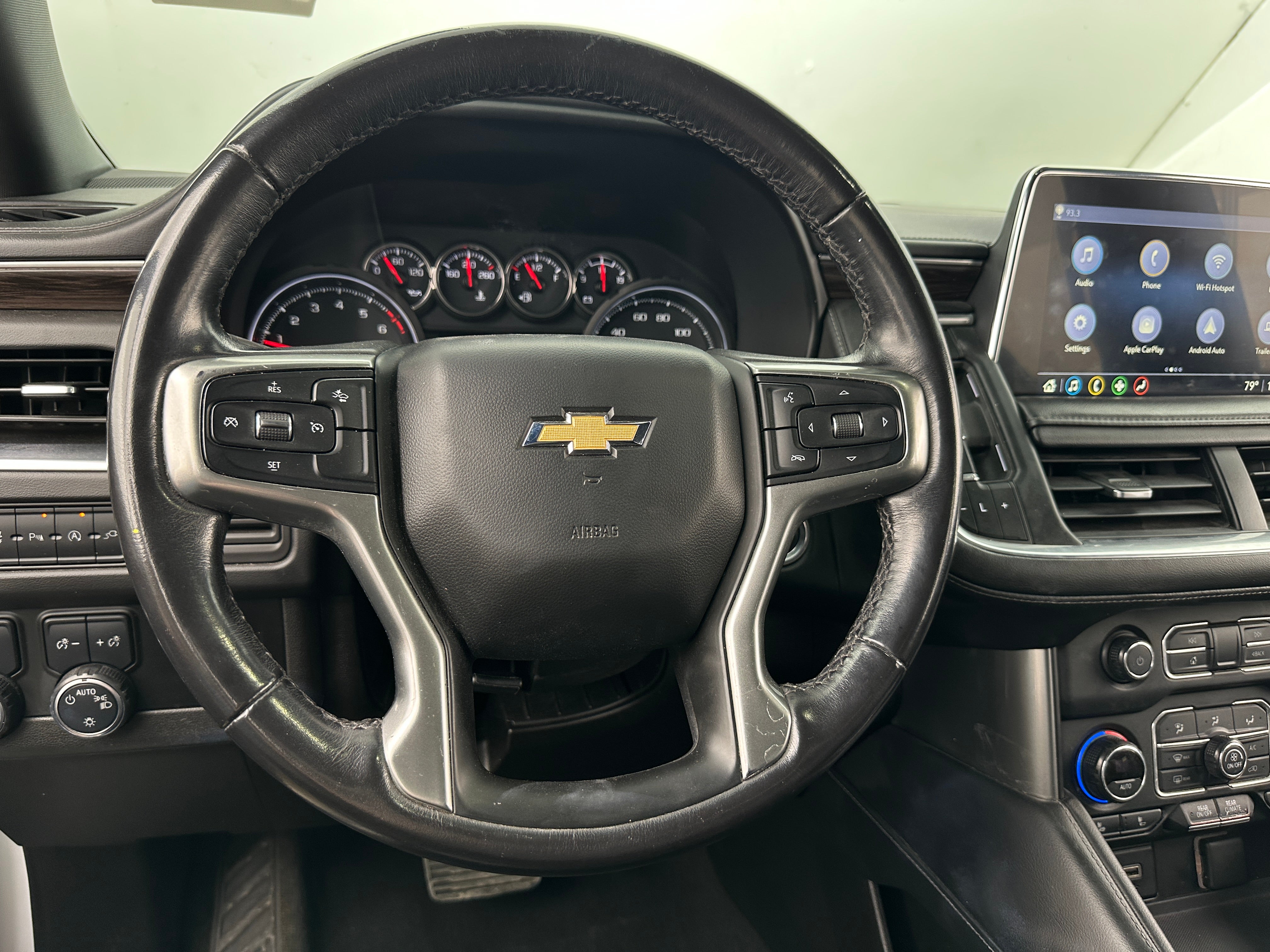2021 Chevrolet Suburban LT 4