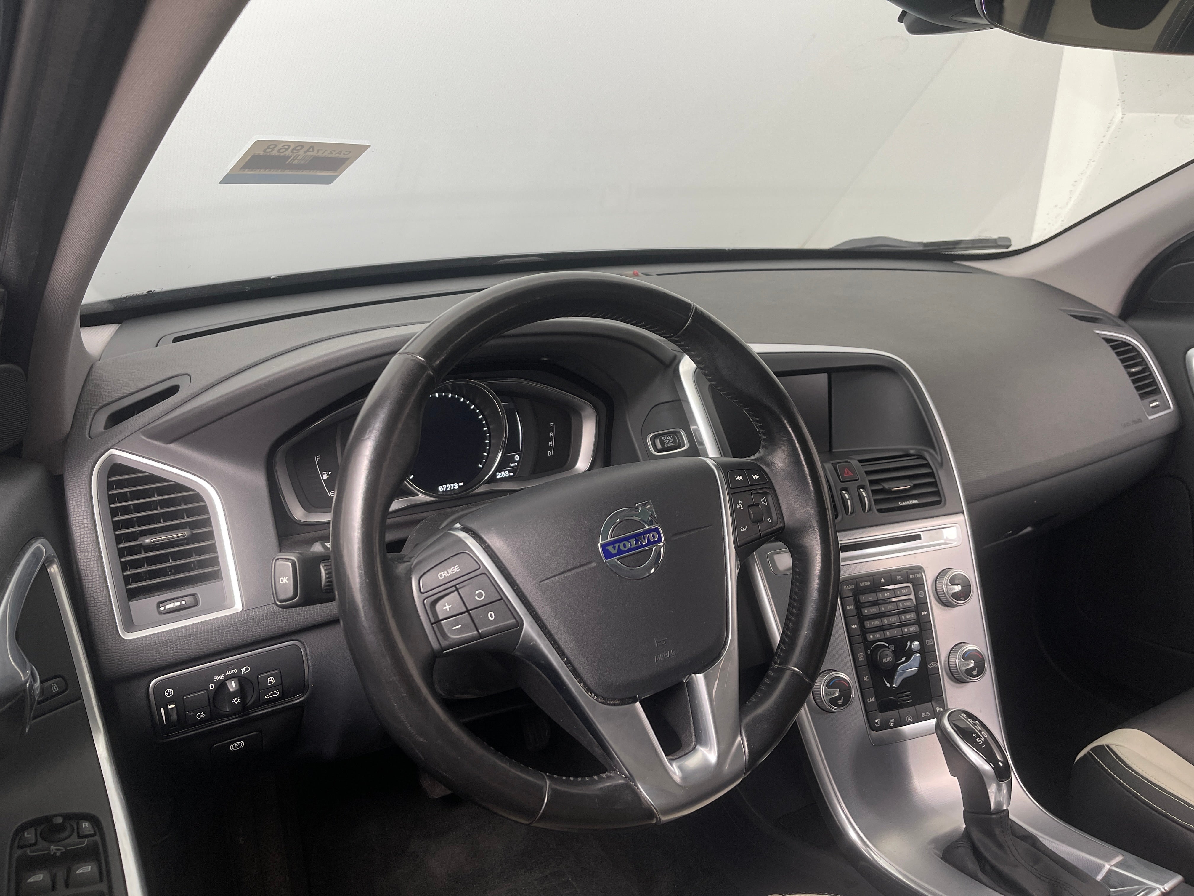 2017 Volvo XC60 T5 Dynamic 2