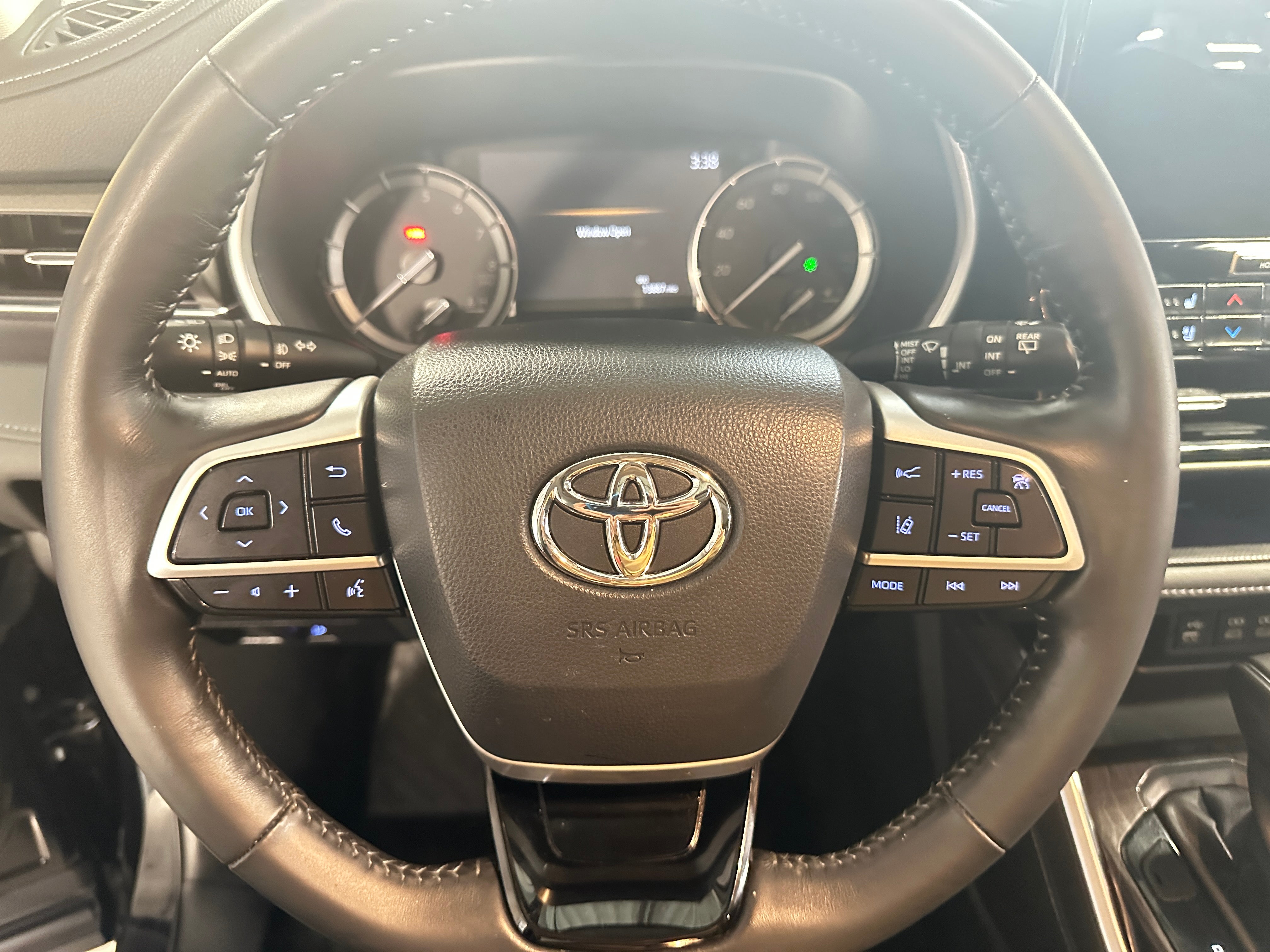2022 Toyota Highlander Limited 4