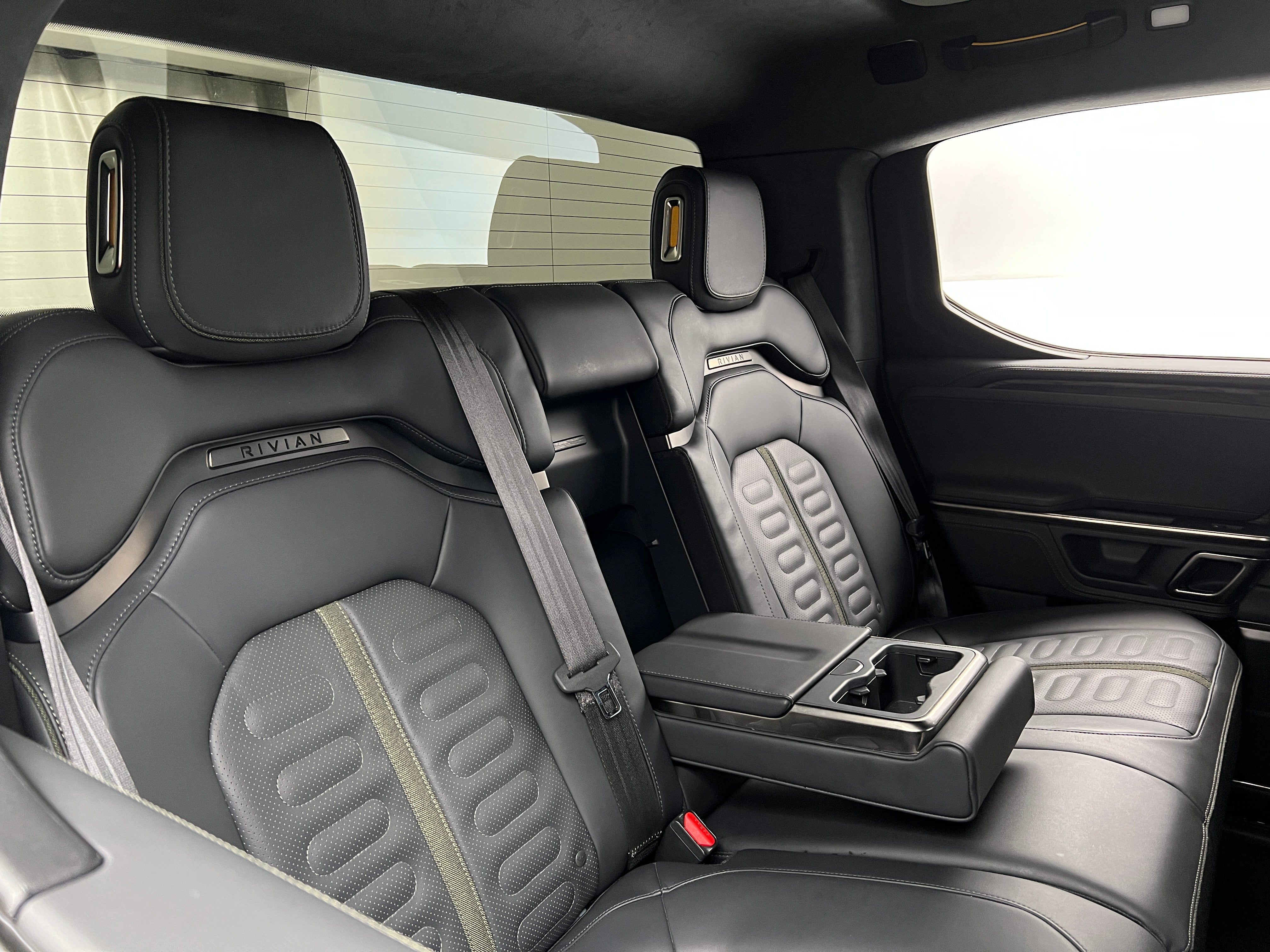 2022 Rivian R1T Adventure 5
