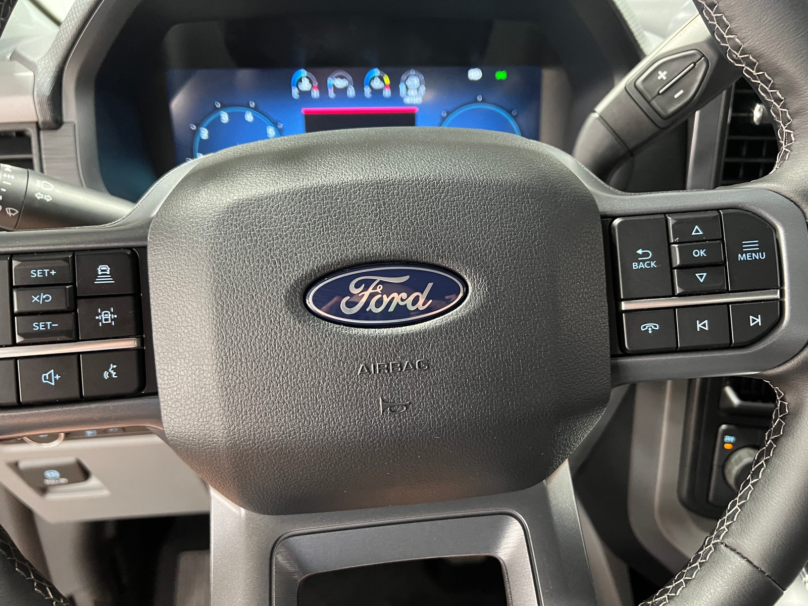 Thumbnail: 2024 Ford Econoline - 5