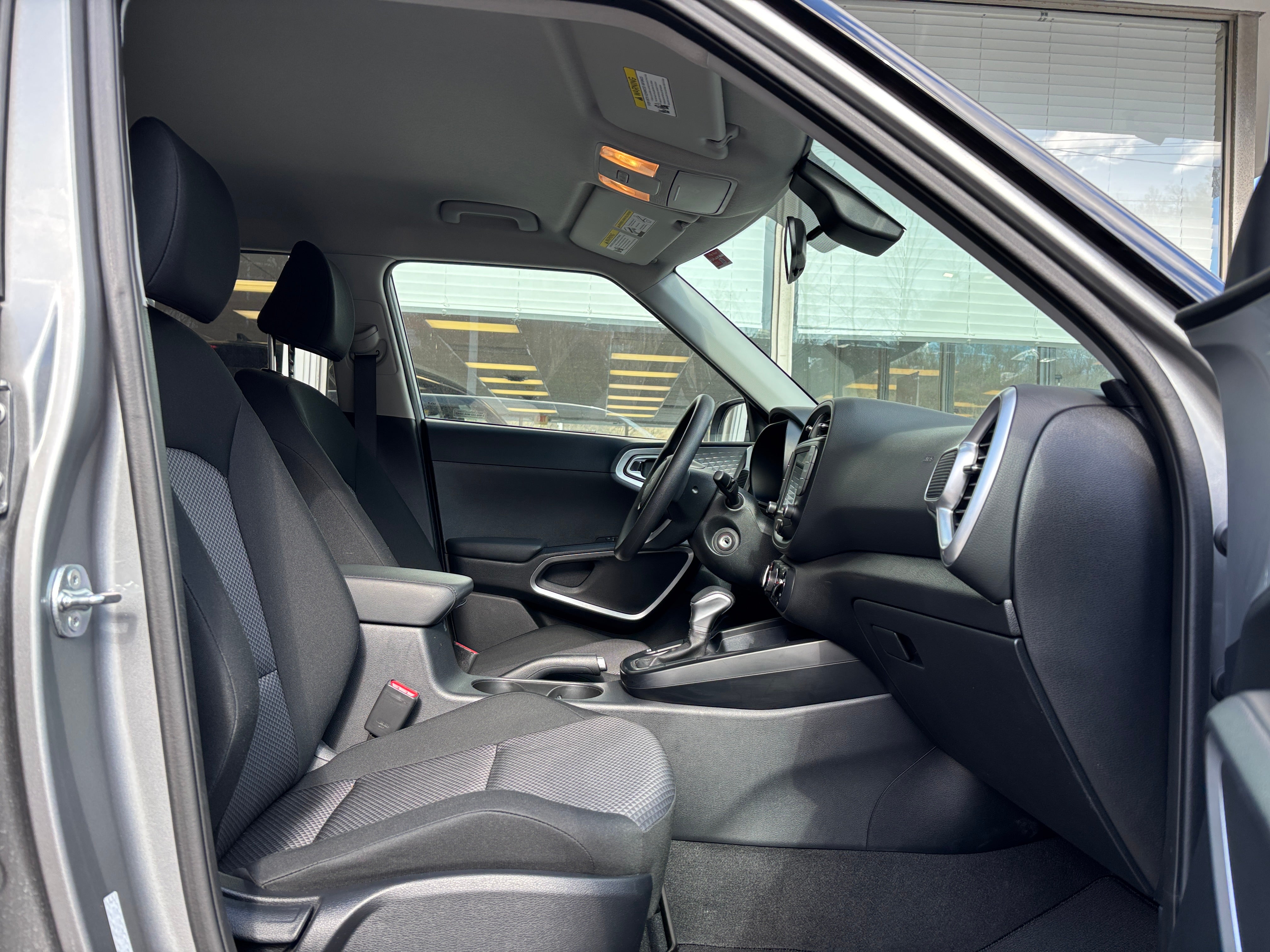 2024 Kia Soul LX 2