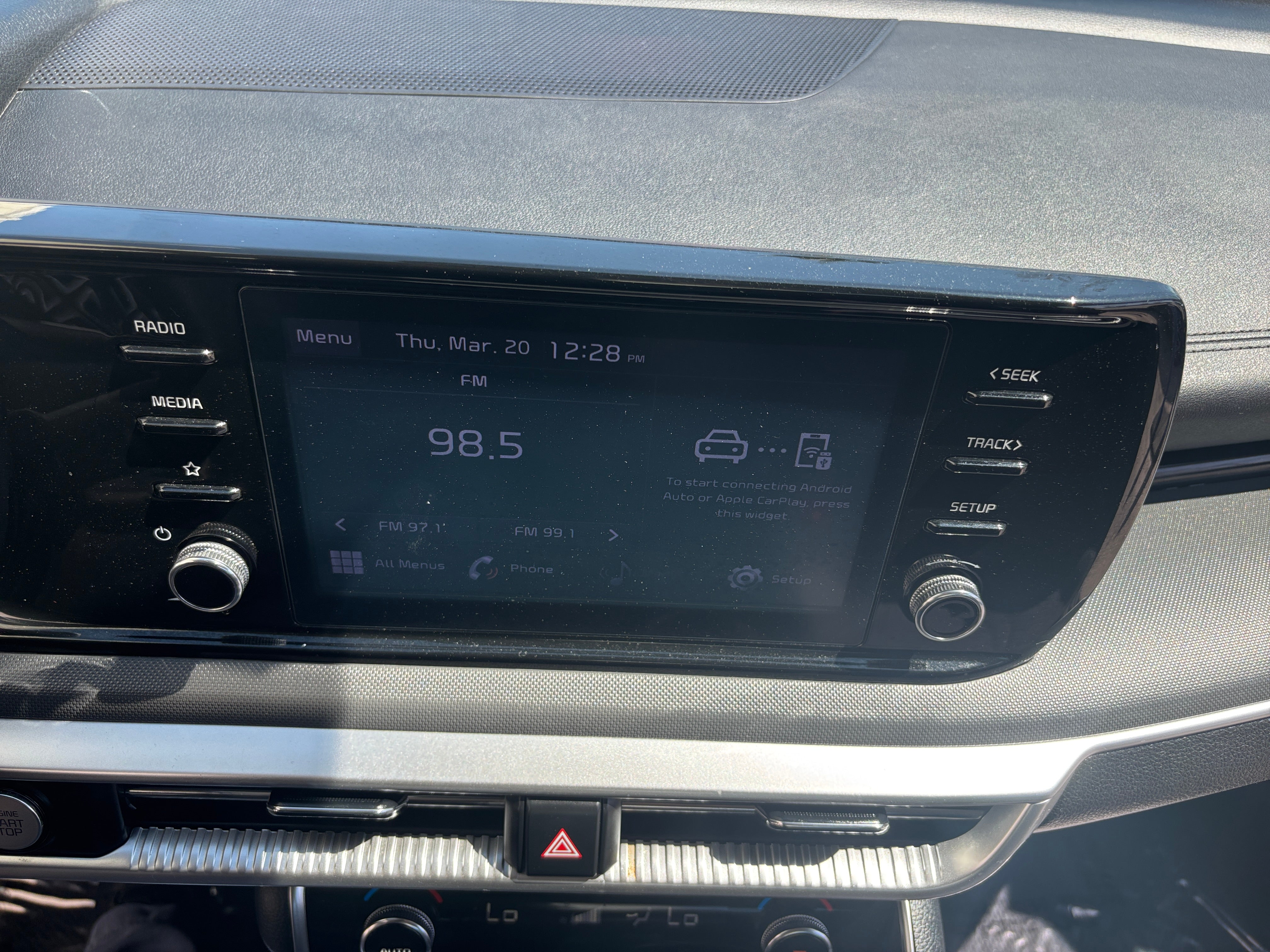 2023 Kia K5 LXS 4
