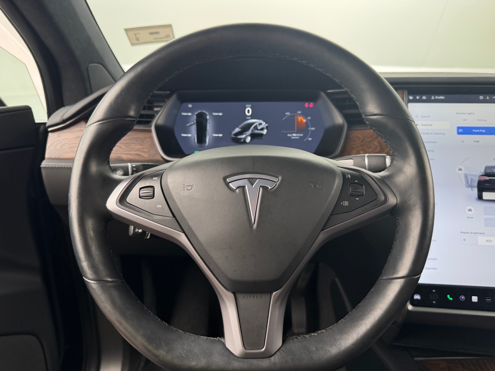 Thumbnail: 2021 Tesla Model X - 4