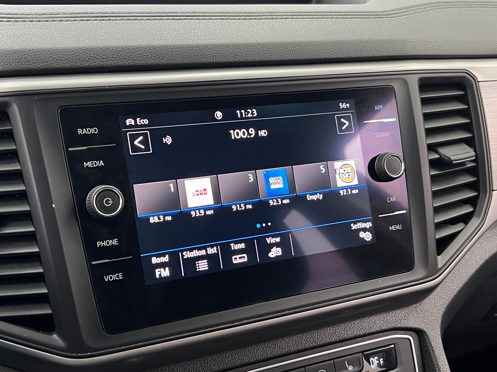 Thumbnail: 2020 Volkswagen Atlas - 3