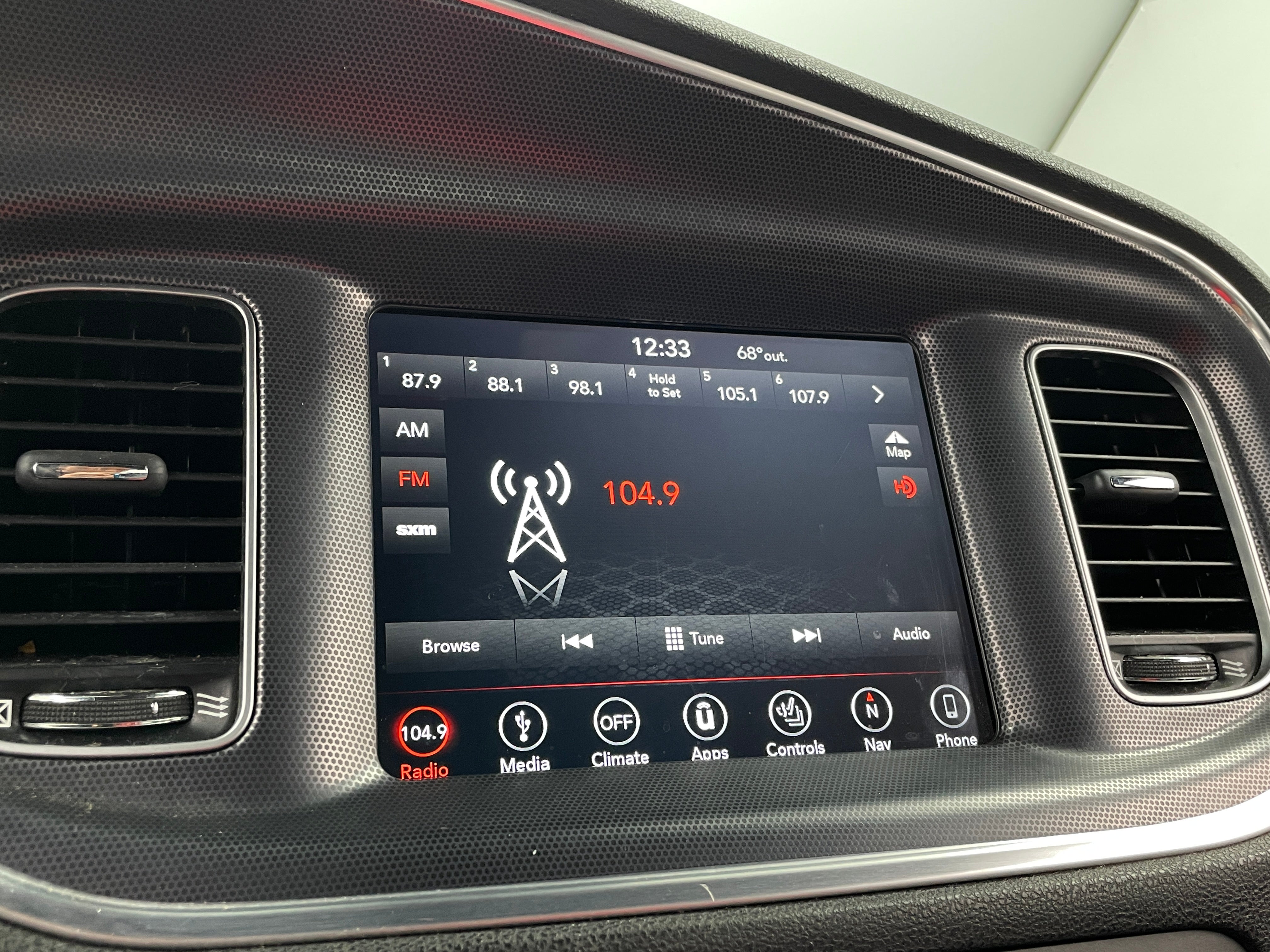 2018 Dodge Charger SXT 3