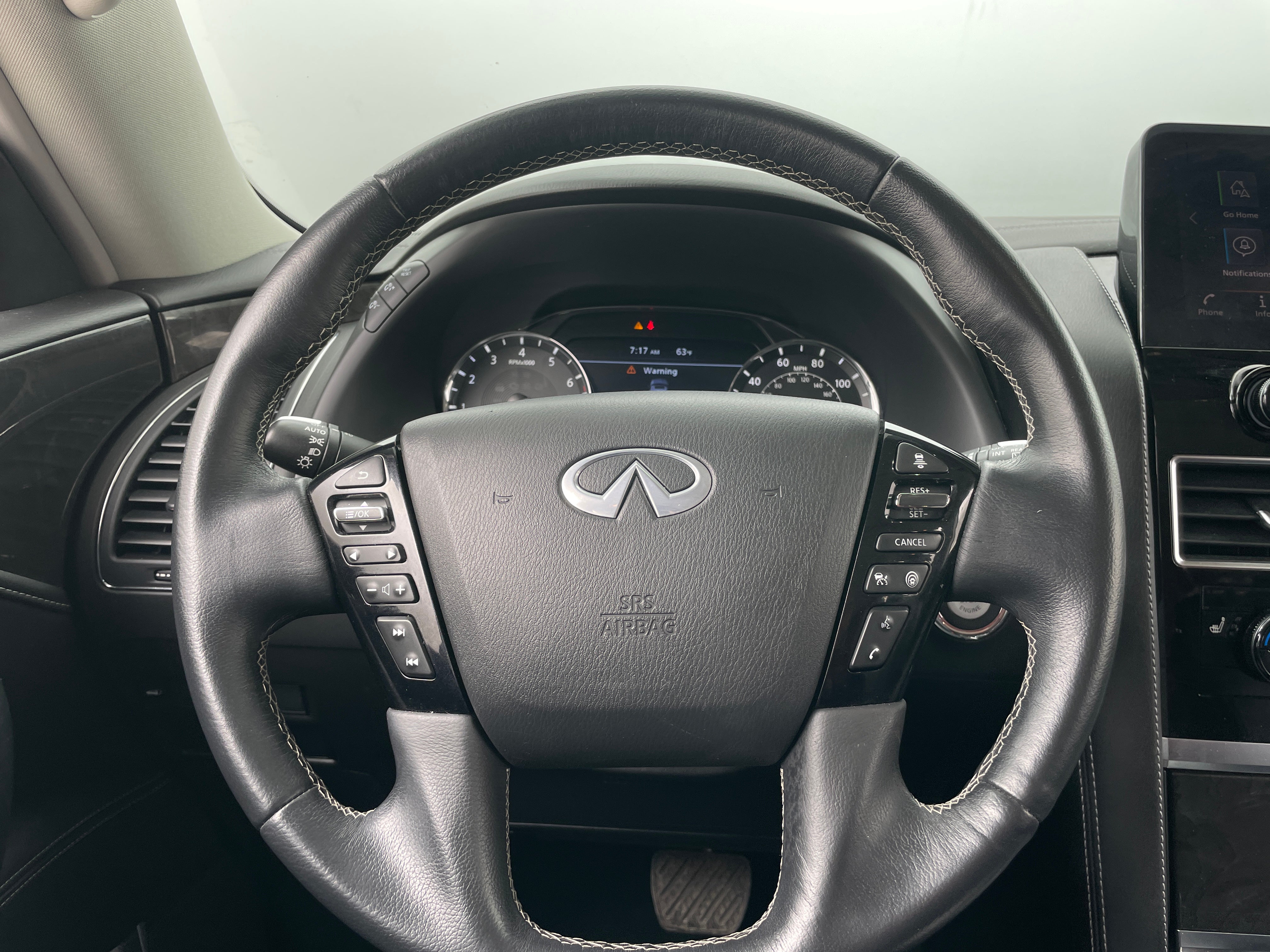 2024 INFINITI QX80 Luxe 4