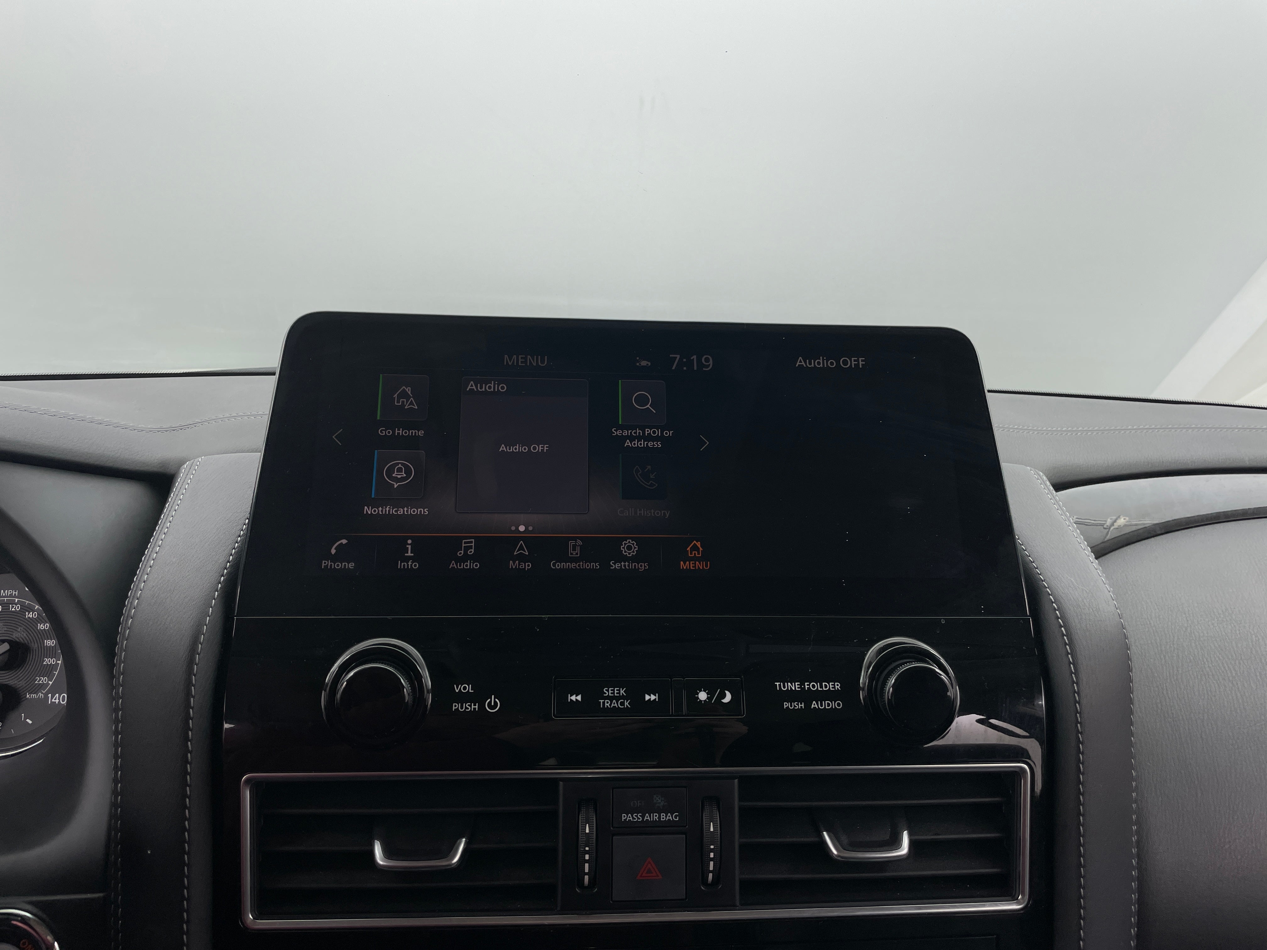 2024 INFINITI QX80 Luxe 3