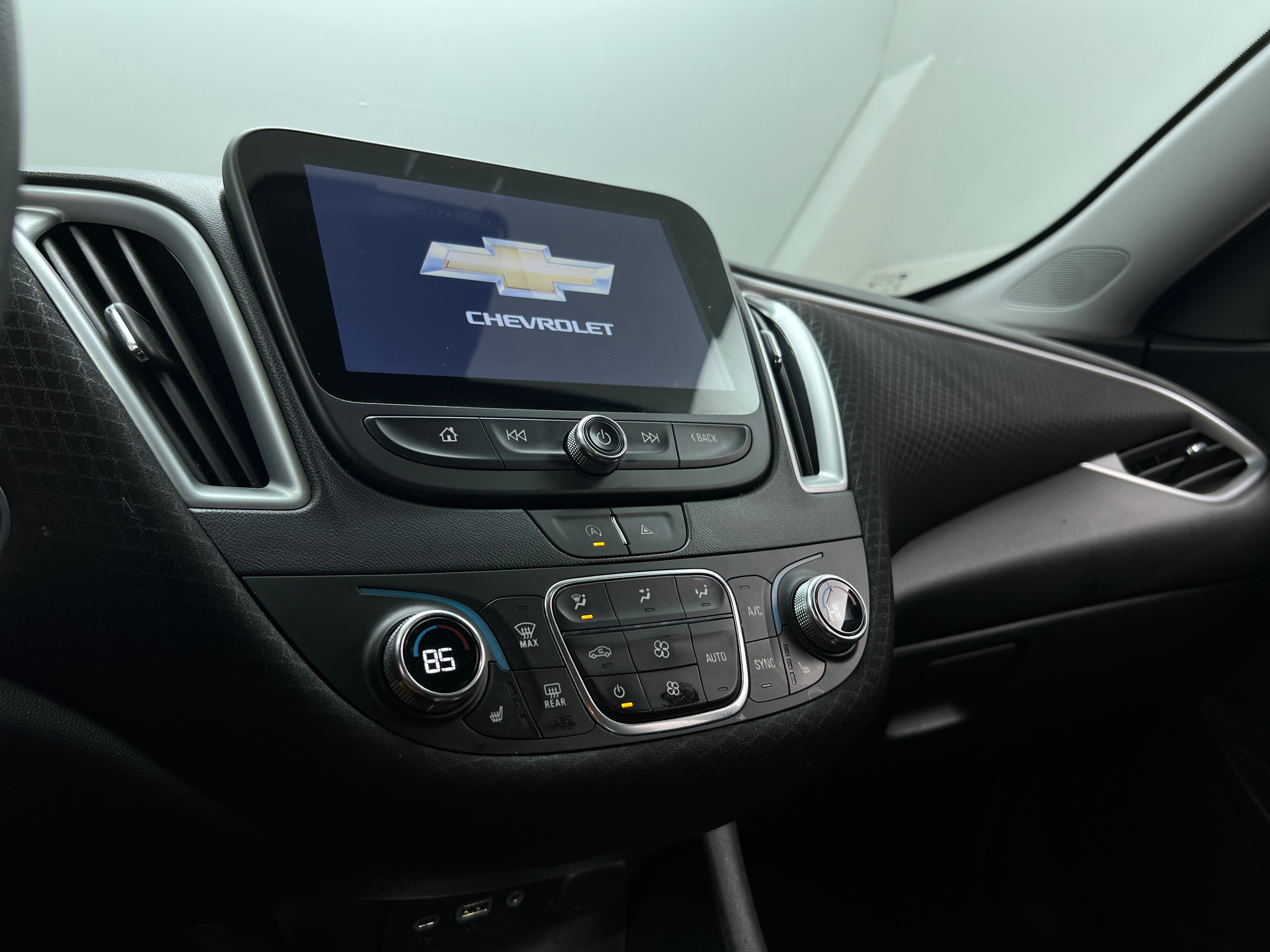 2023 Chevrolet Malibu LT 4