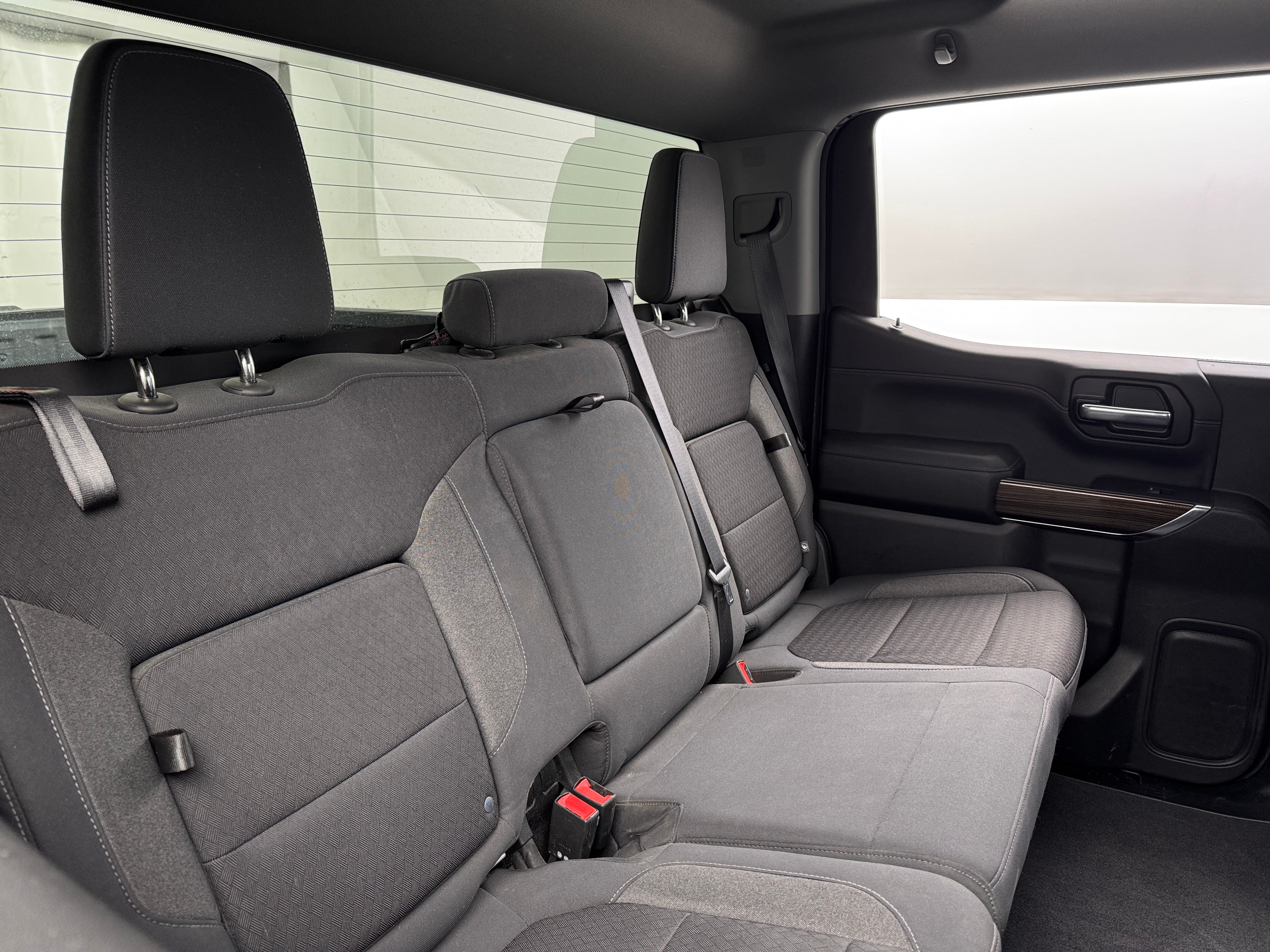 2020 Chevrolet Silverado 1500 RST 6