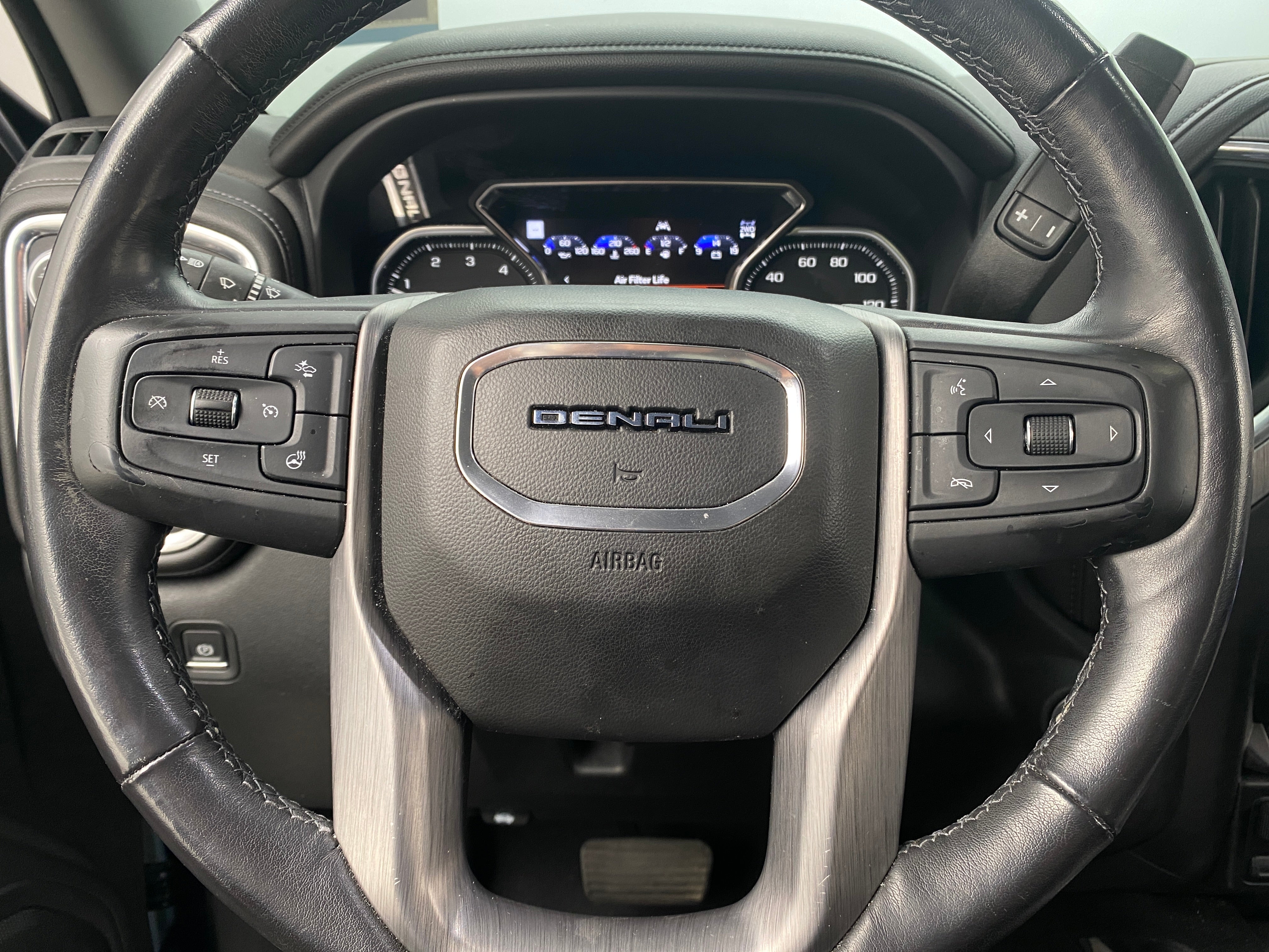 2020 GMC Sierra 1500 Denali 4