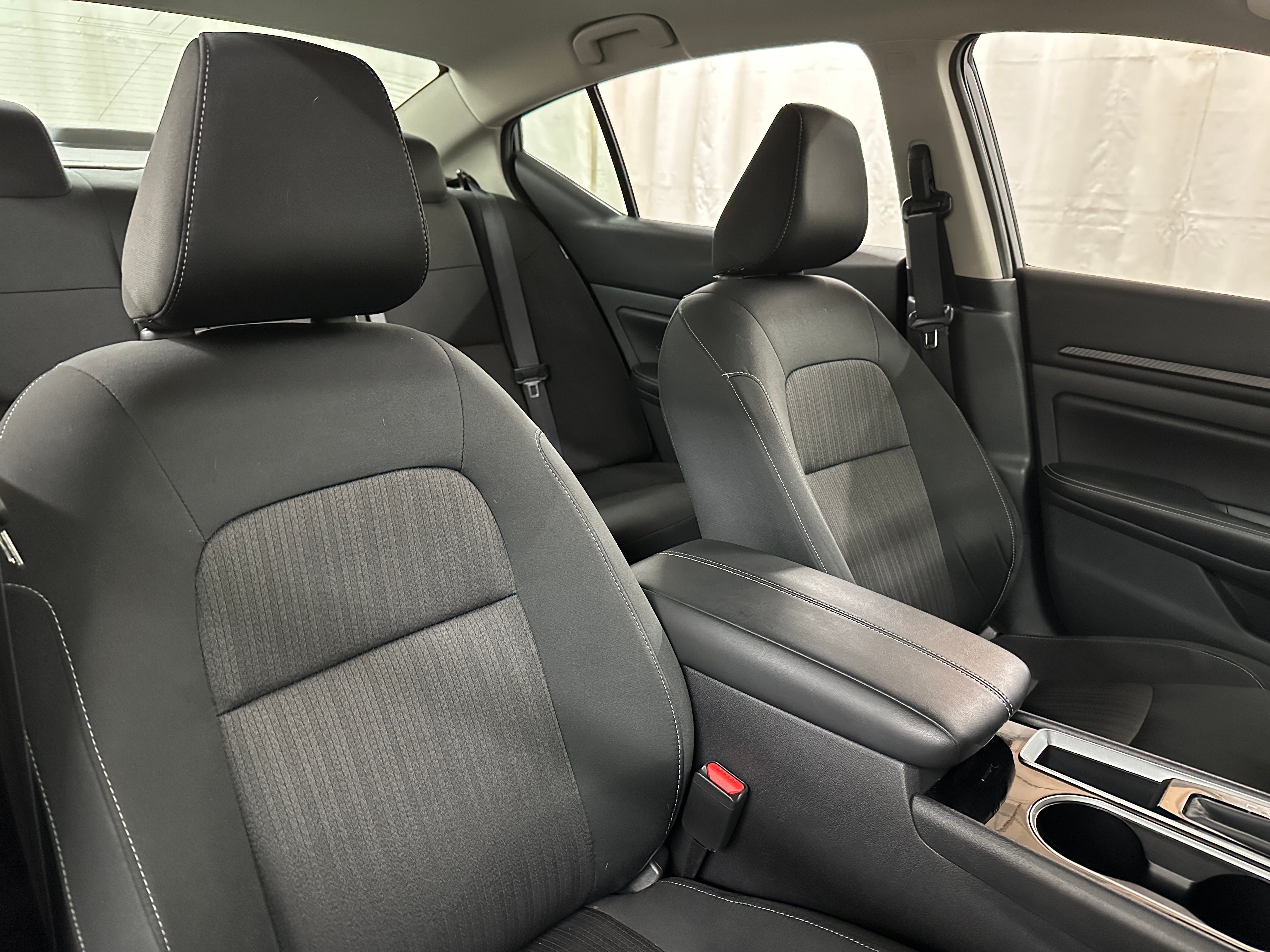 2024 Nissan Altima SV 2