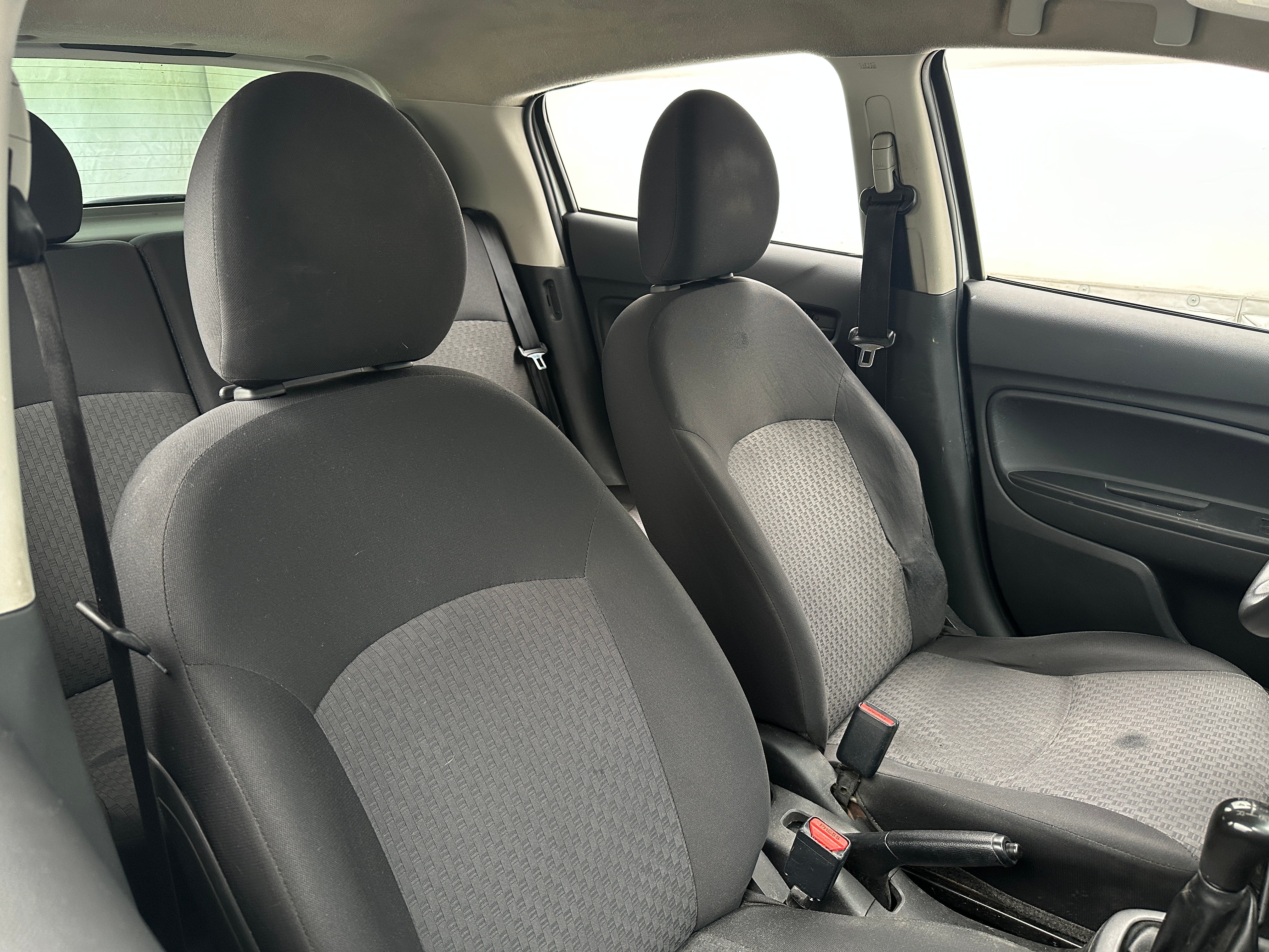 2018 Mitsubishi Mirage ES 2