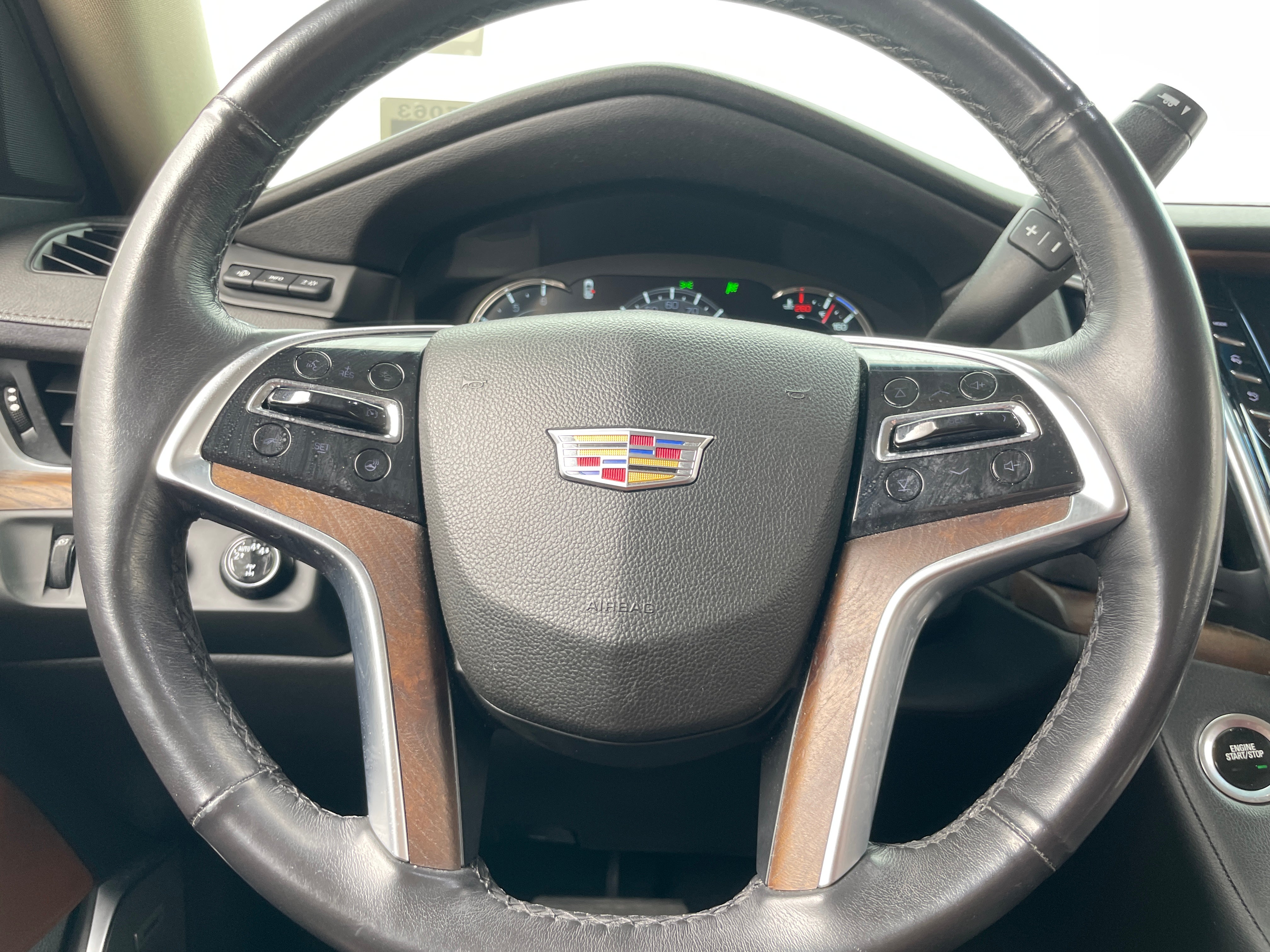 2019 Cadillac Escalade Premium Luxury 4