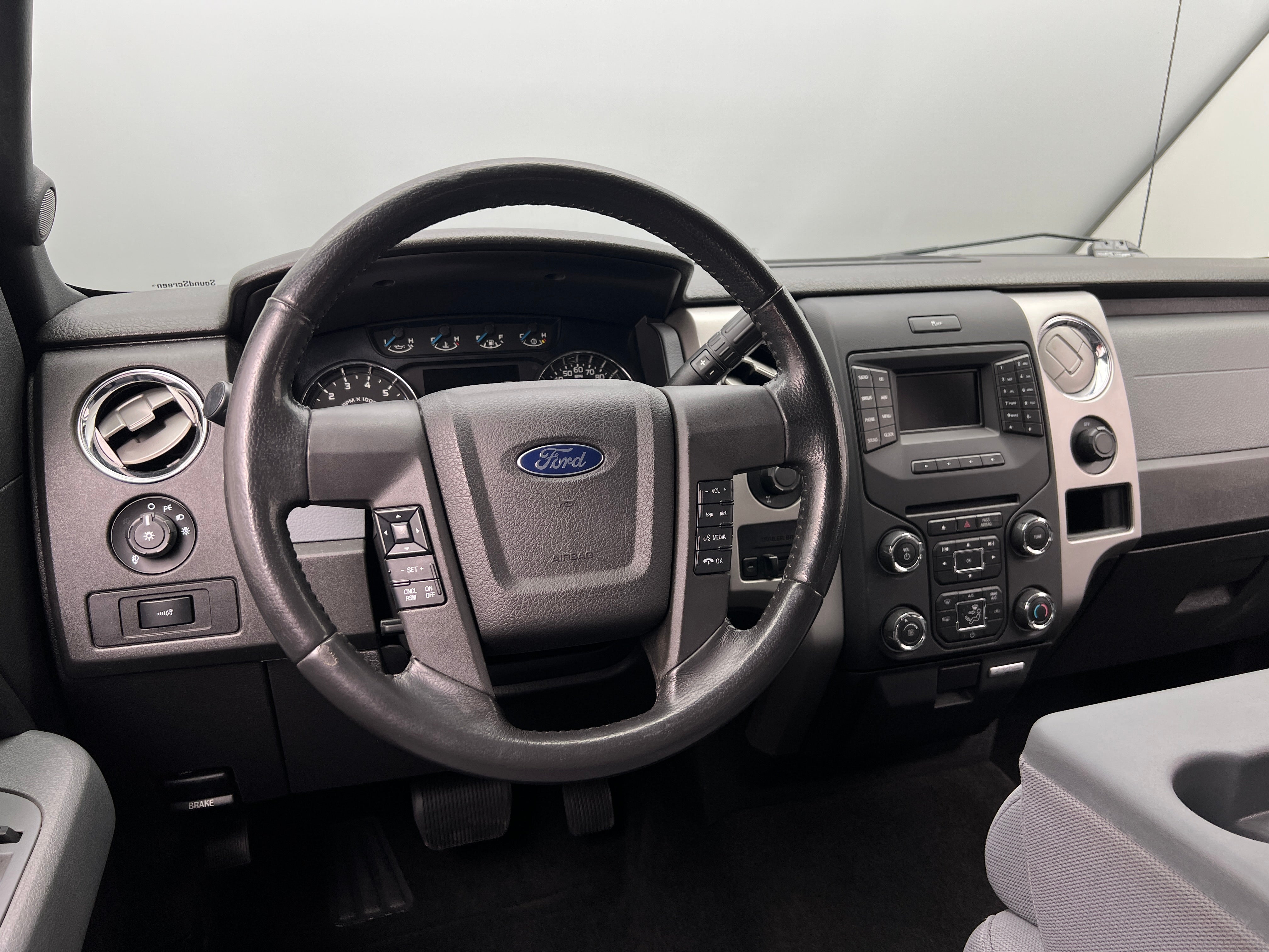 2014 Ford Econoline E-150 5