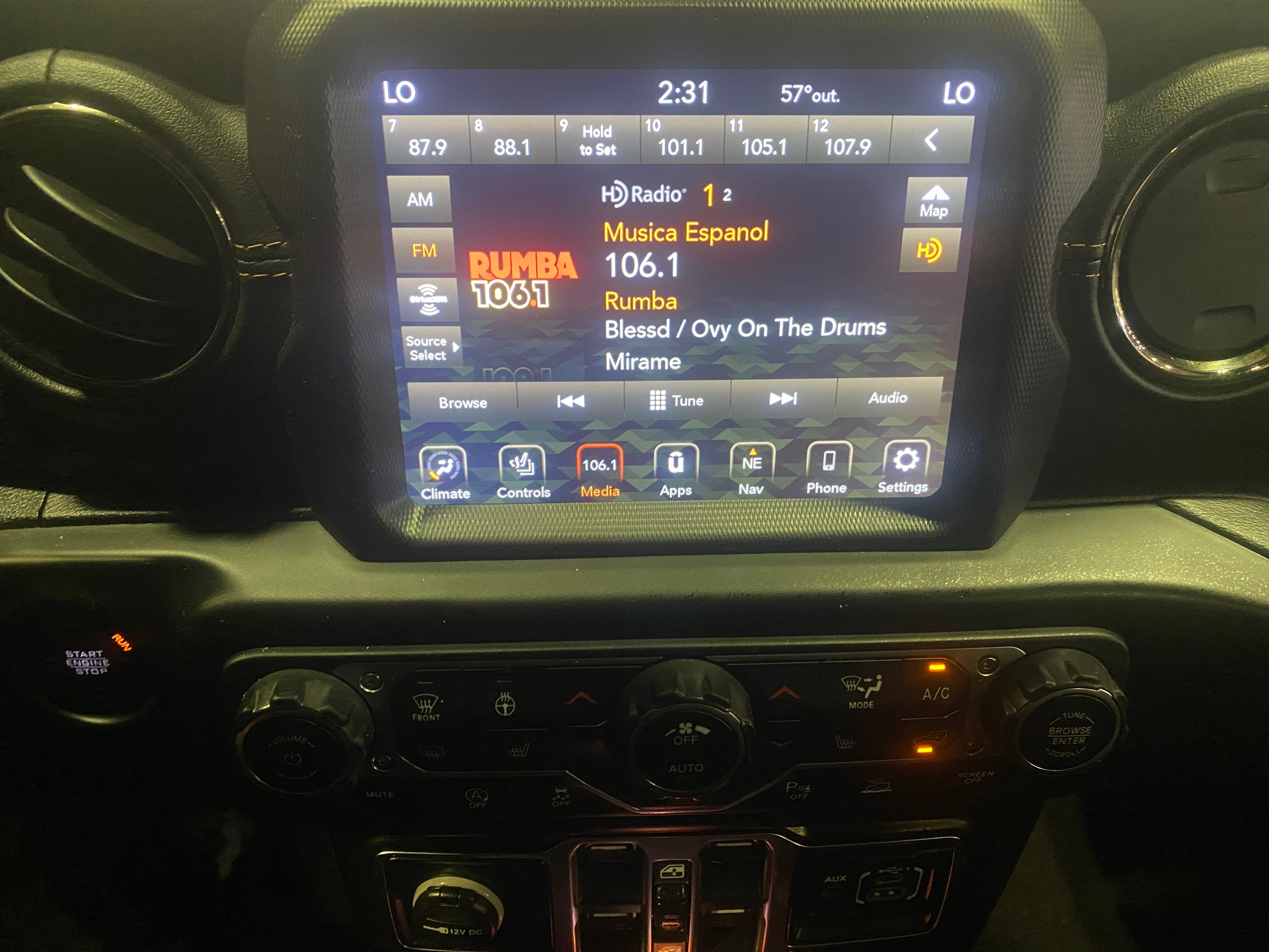 2021 Jeep Wrangler Unlimited Altitude 3