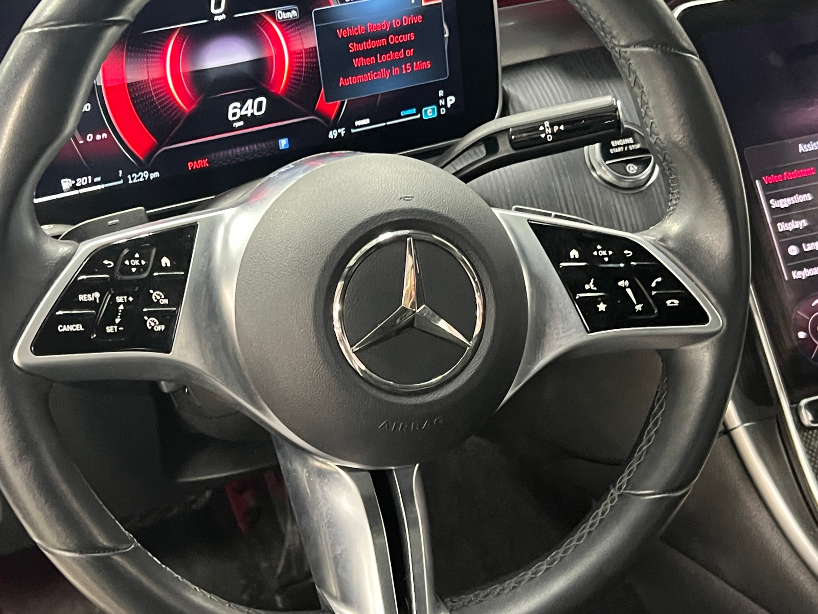 Thumbnail: 2024 Mercedes-Benz C-Class - 4