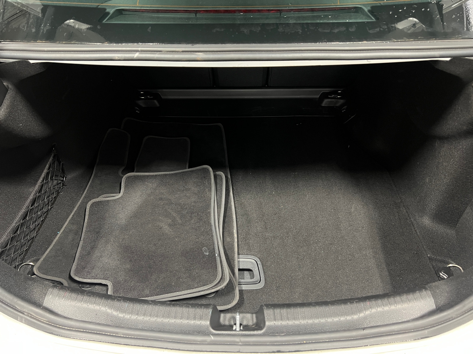 Thumbnail: 2024 Mercedes-Benz C-Class - 6