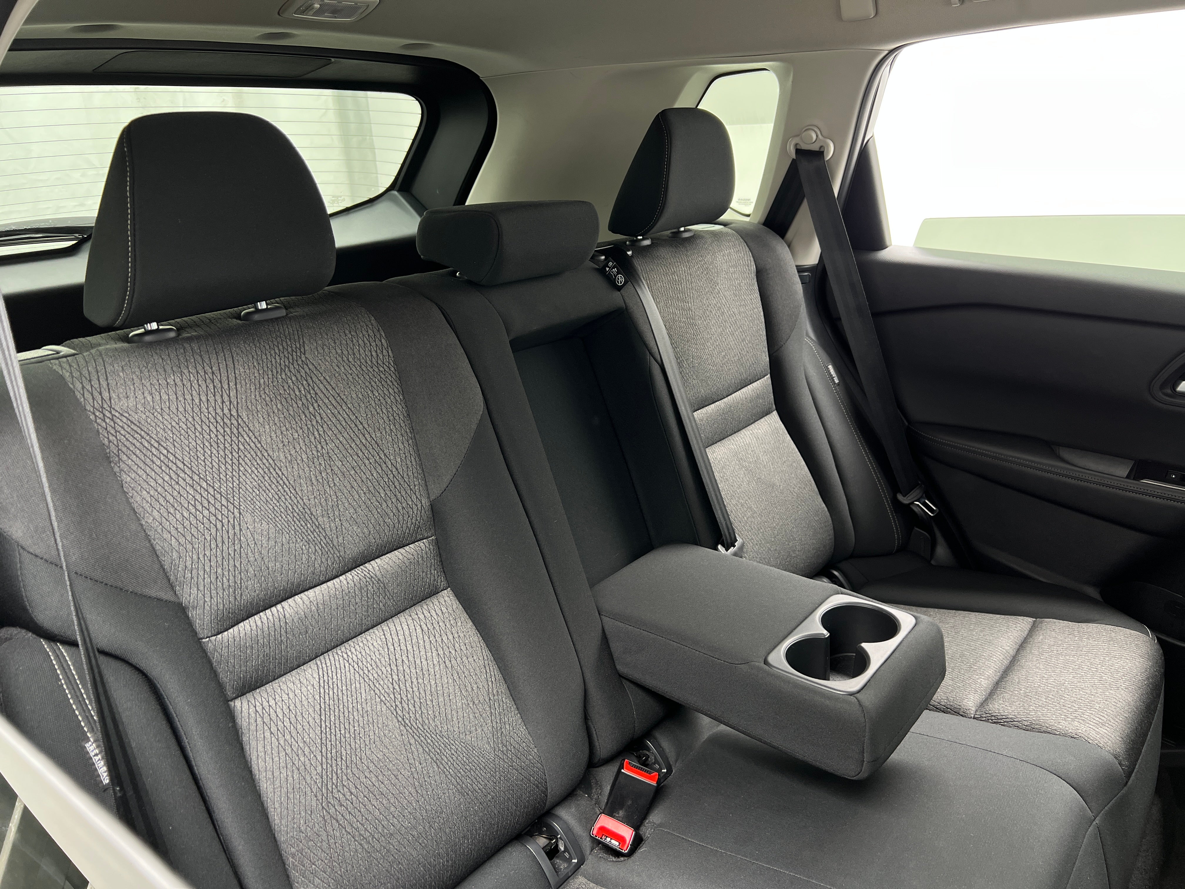 2024 Nissan Rogue SV 6