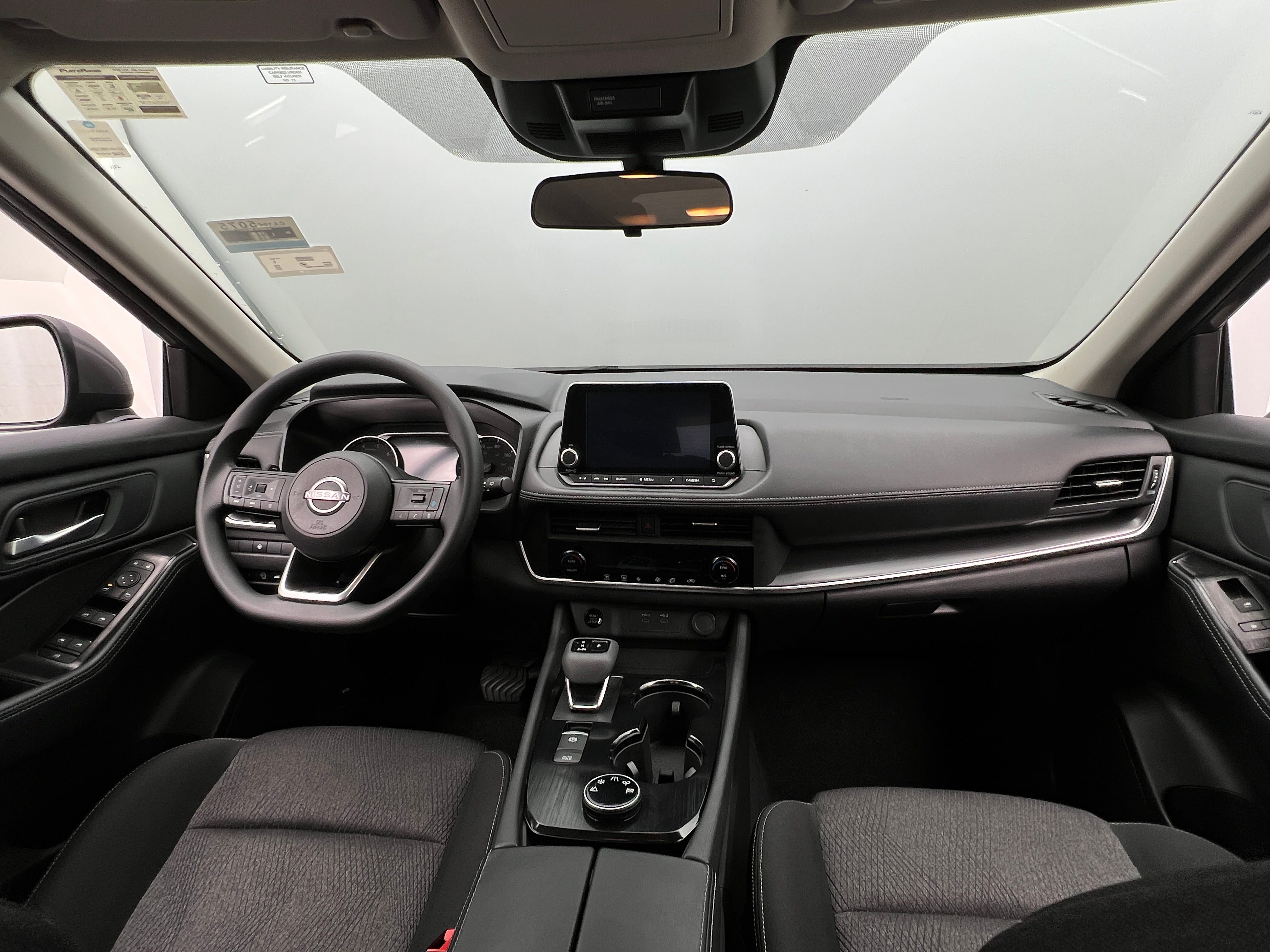 2024 Nissan Rogue SV 3