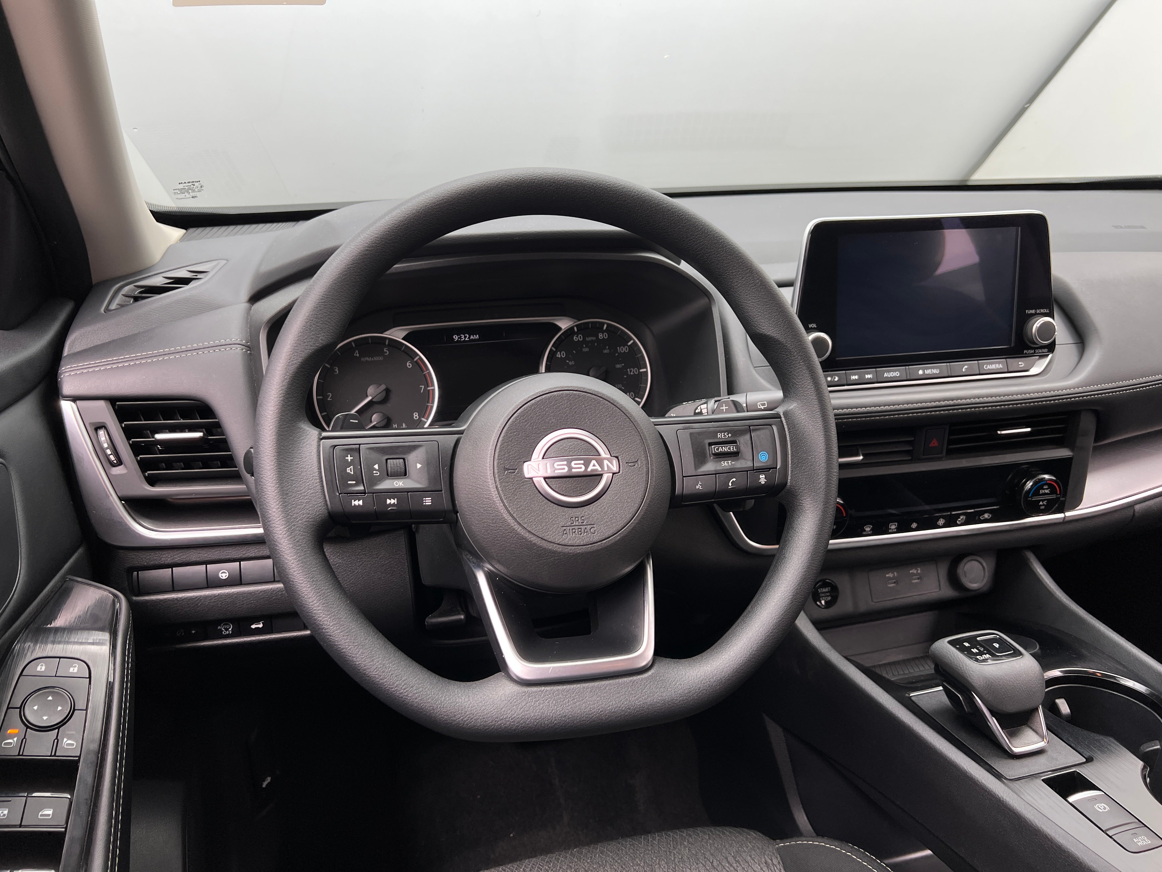 2024 Nissan Rogue SV 5