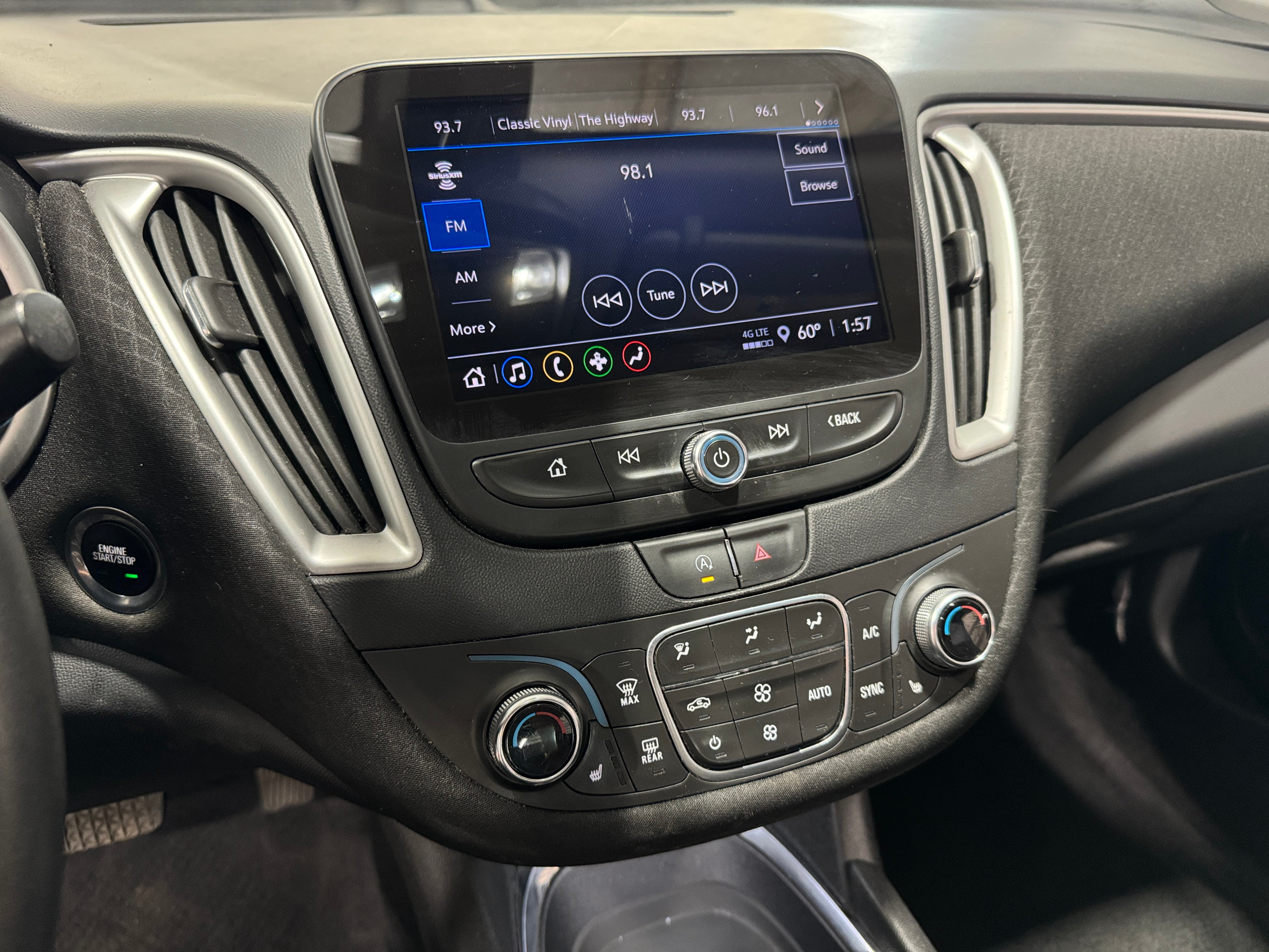2022 Chevrolet Malibu LT 4